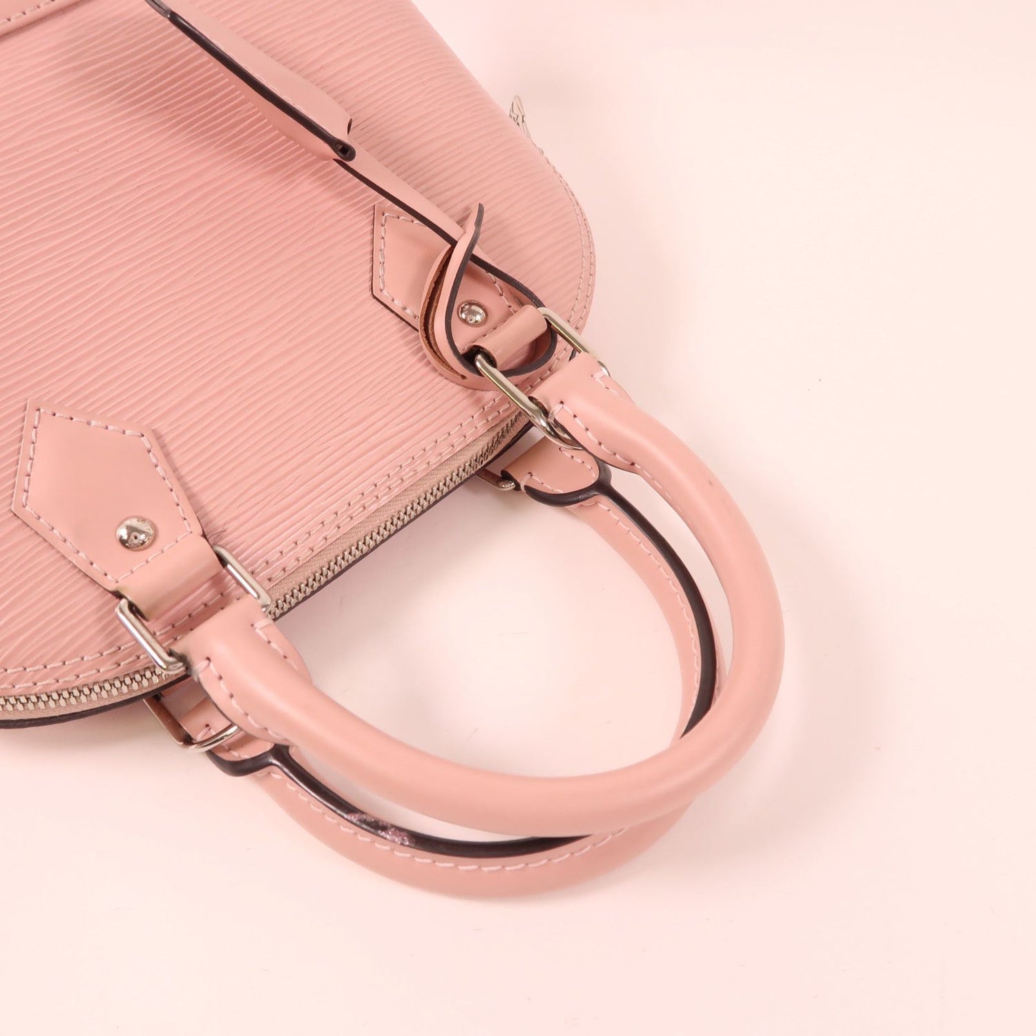 Louis Vuitton Epi Alma Bb Ginko Hand-hound Shoulder Bag Pink 2way Shoulder Bag M 41327