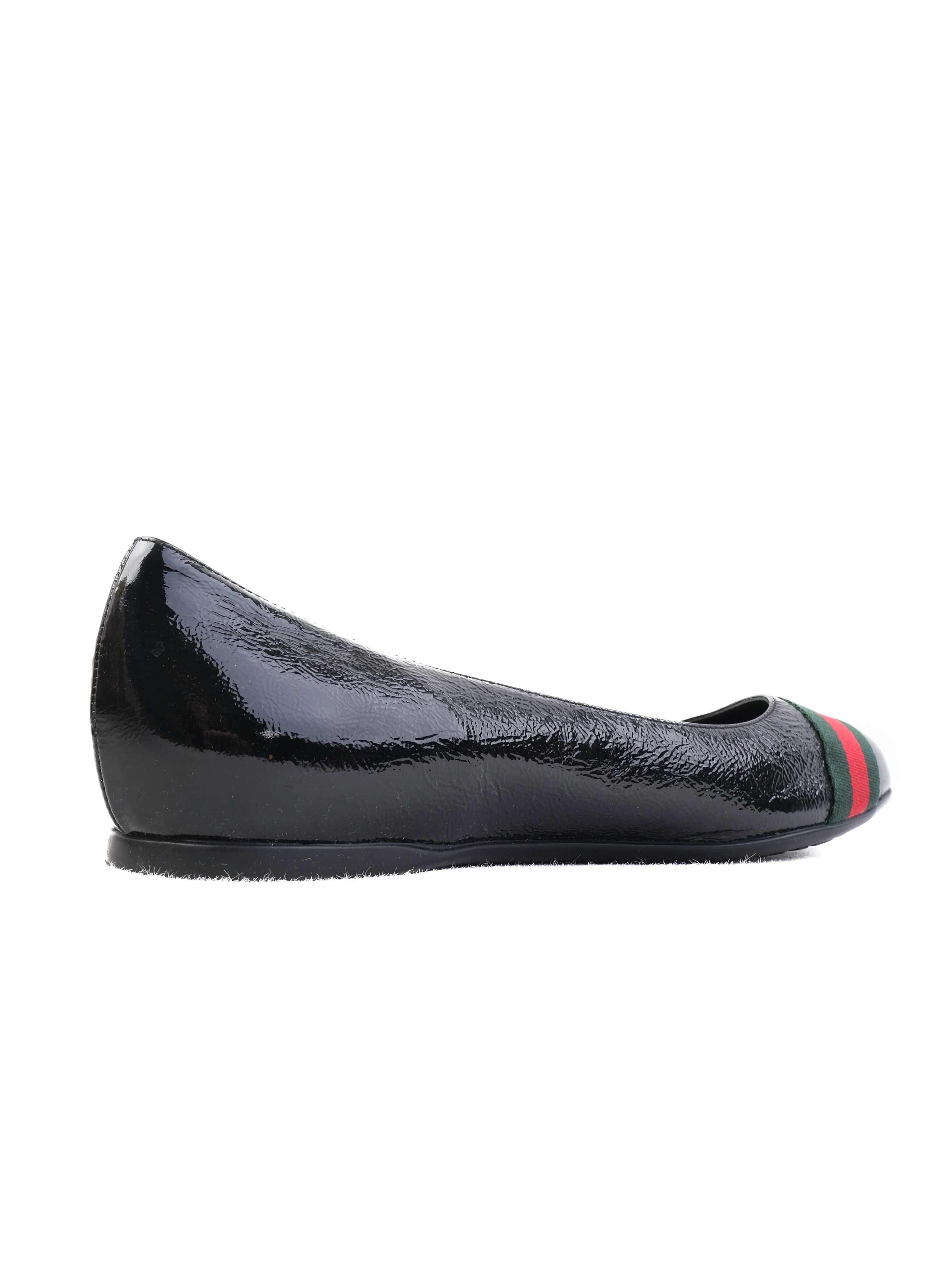 Perfect Gucci Black Leather Ballet Flats Size 41 with Iconic Stripes