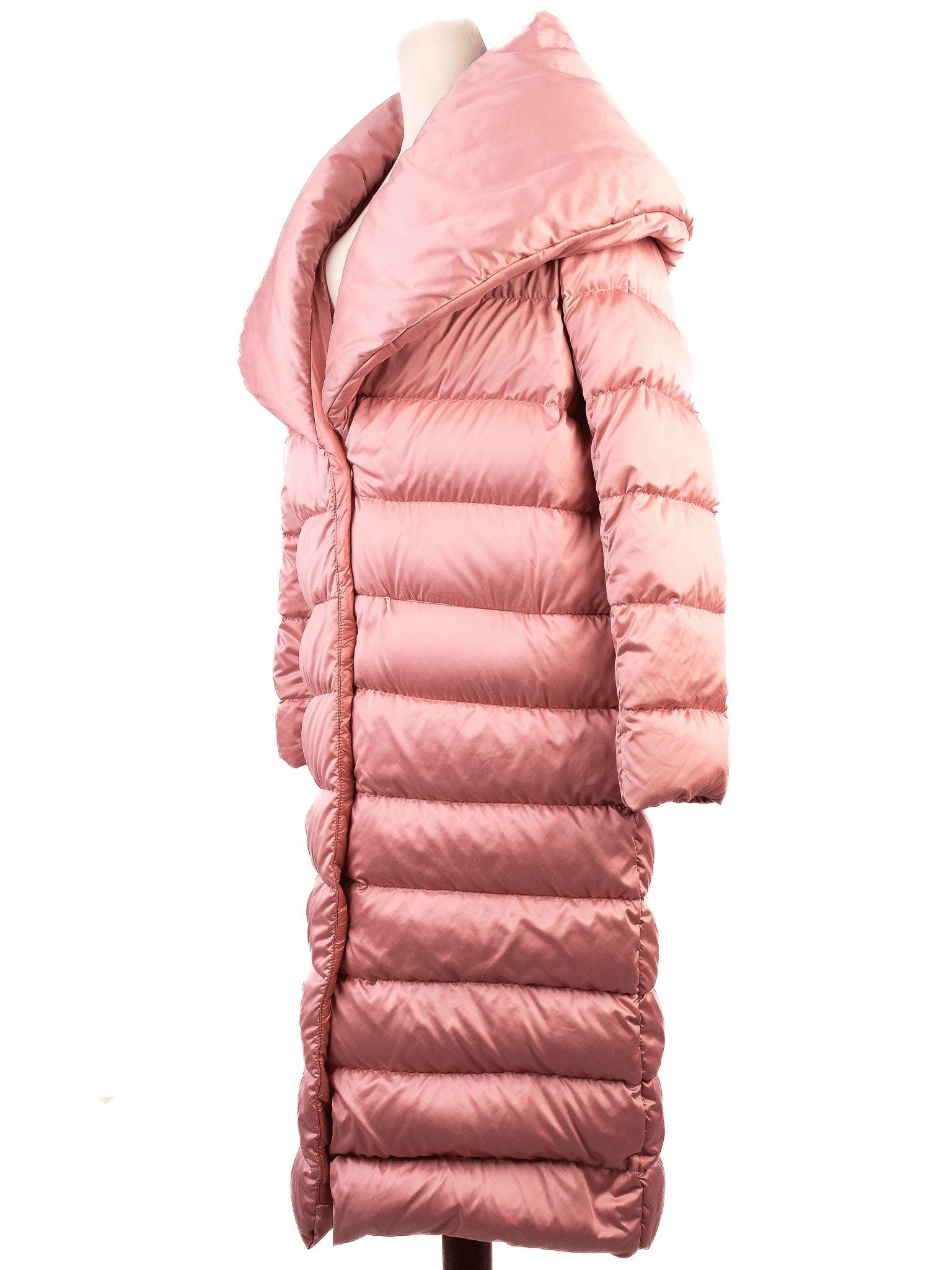 Average Herno Pink Quilted Puffer Coat Size M Women&