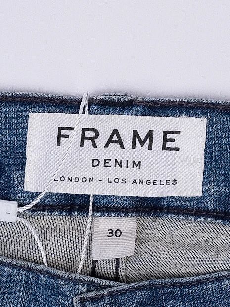 NEW FRAME Blue Jeans &