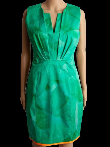 Good Elie Tahari Green Sleeveless Dress Size M with Abstract Pattern