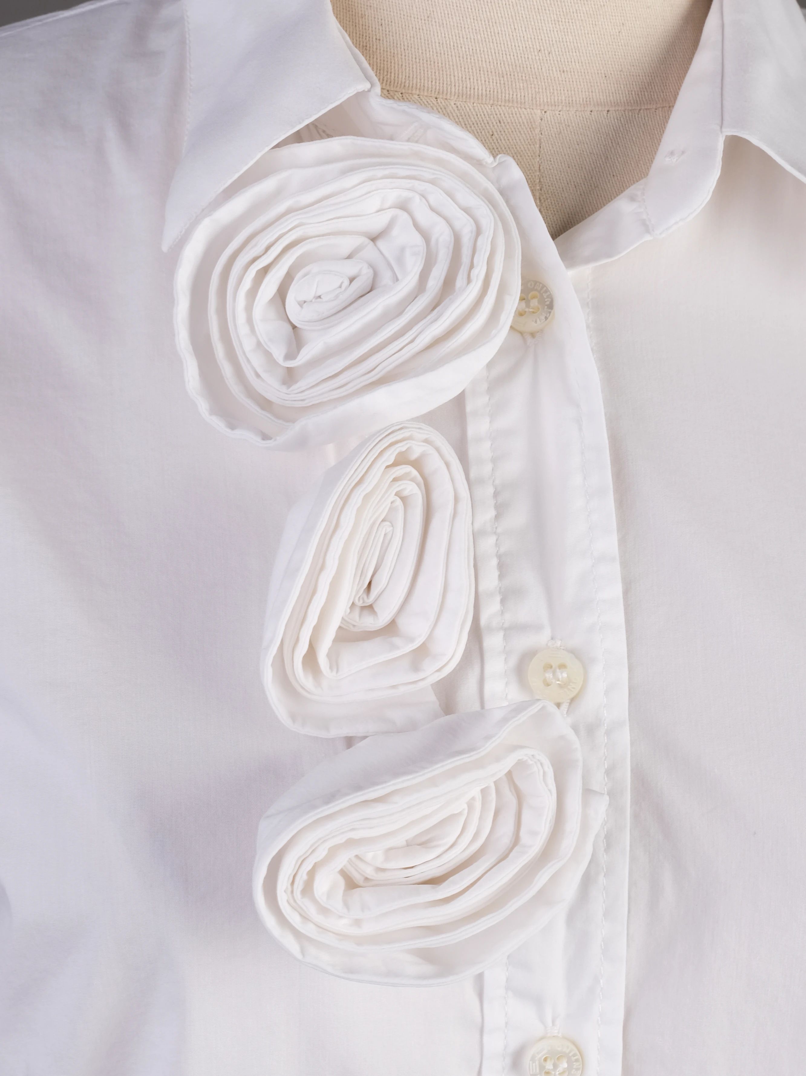 Excellent Red Valentino White Nylon Blouse Size M with Rosettes