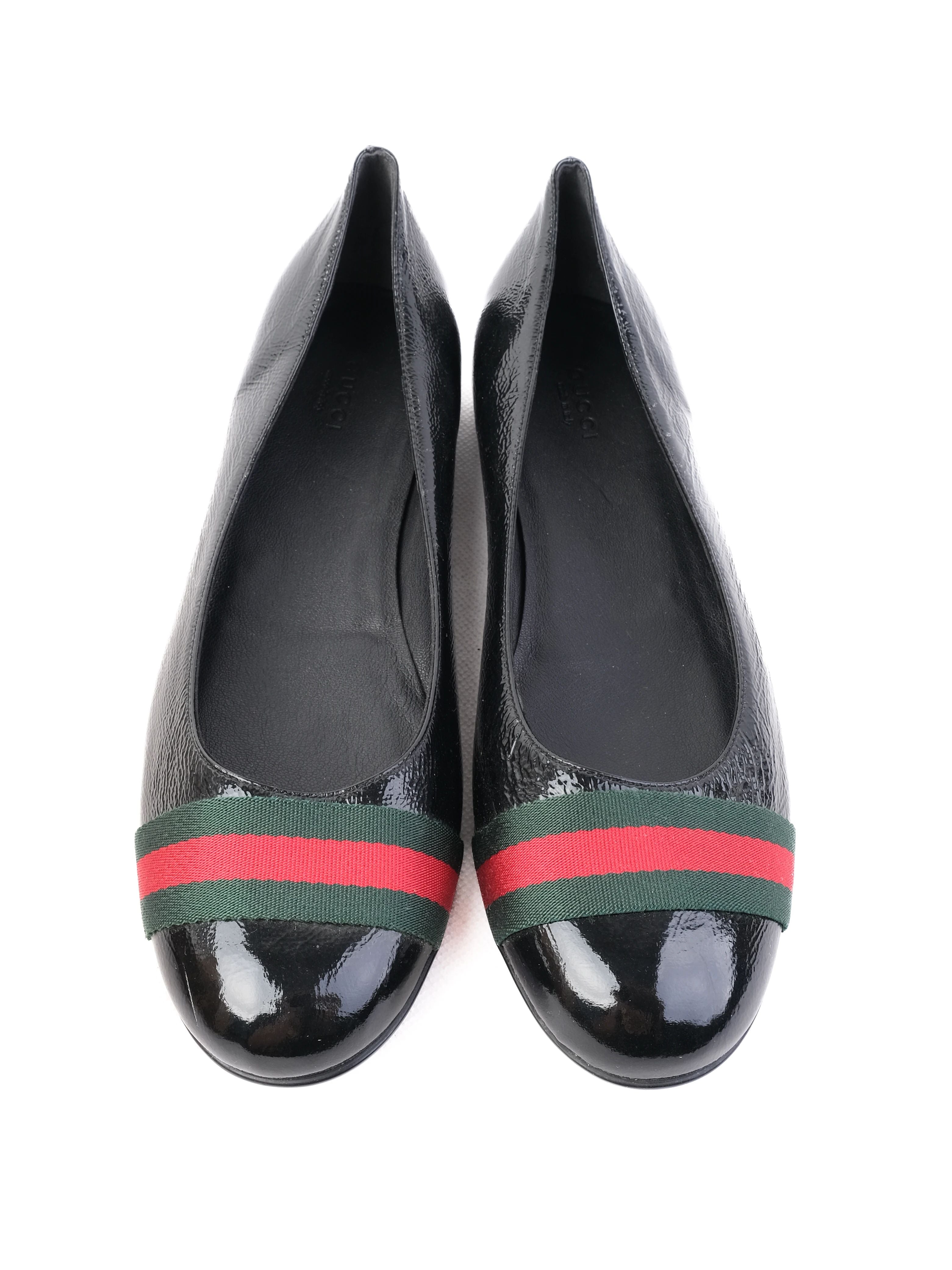 Perfect Gucci Black Leather Ballet Flats Size 41 with Iconic Stripes