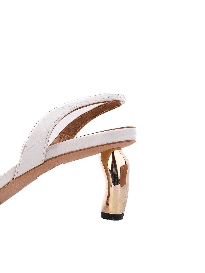 Excellent White Leather High-Heeled Shoes Size 41 with Gold Heel