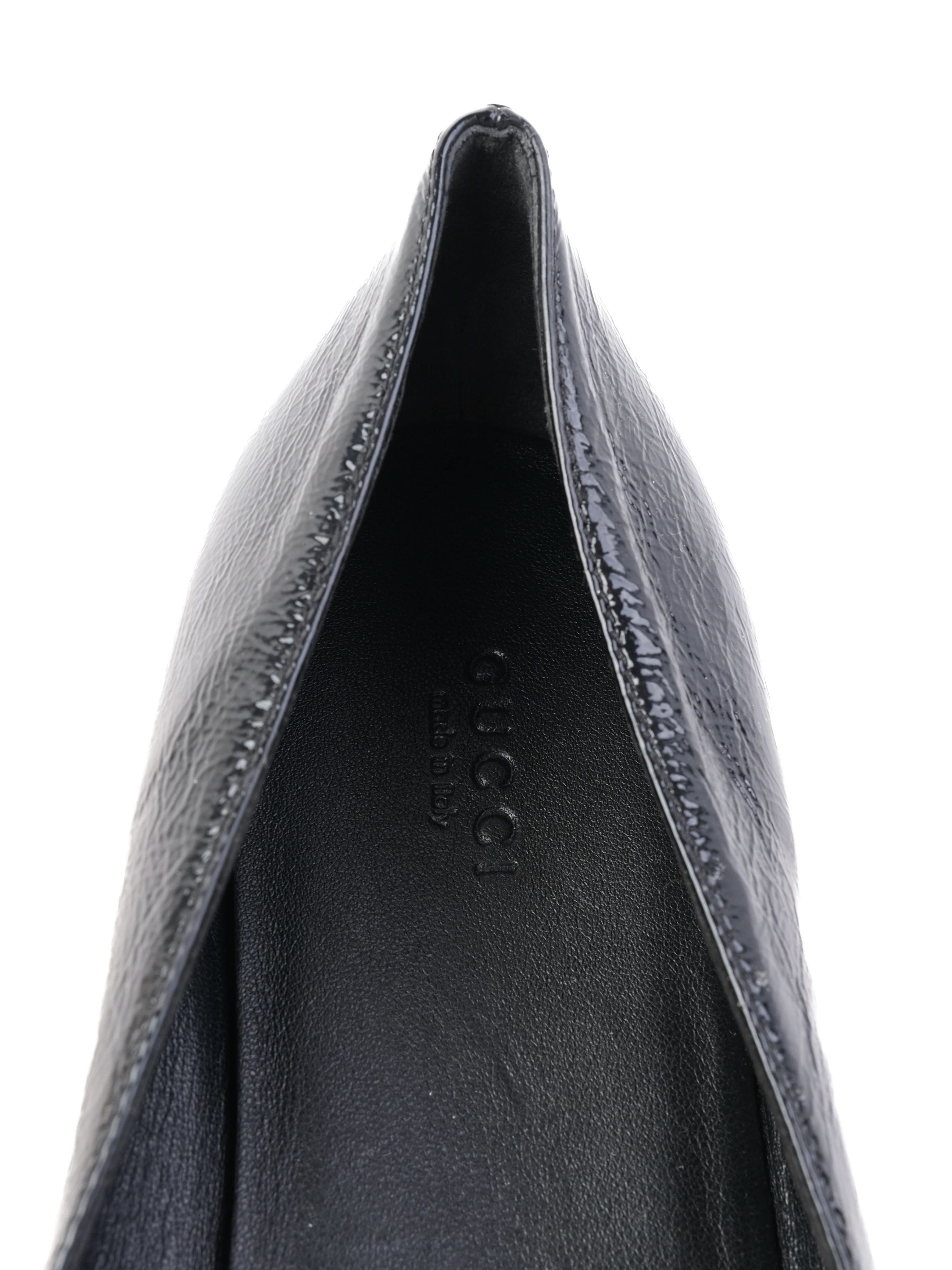 Perfect Gucci Black Leather Ballet Flats Size 41 with Iconic Stripes