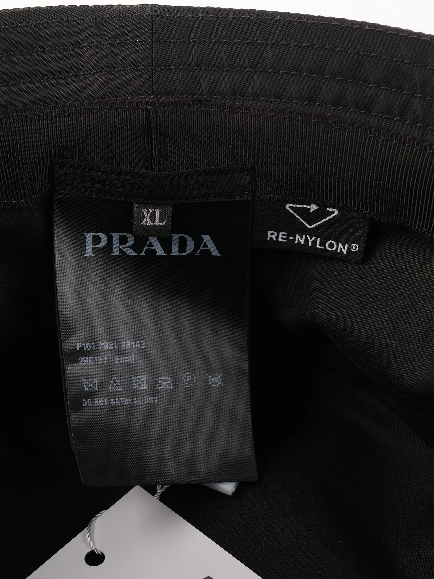 Excellent Prada Black Nylon Bucket Hat Size XL Re-Nylon
