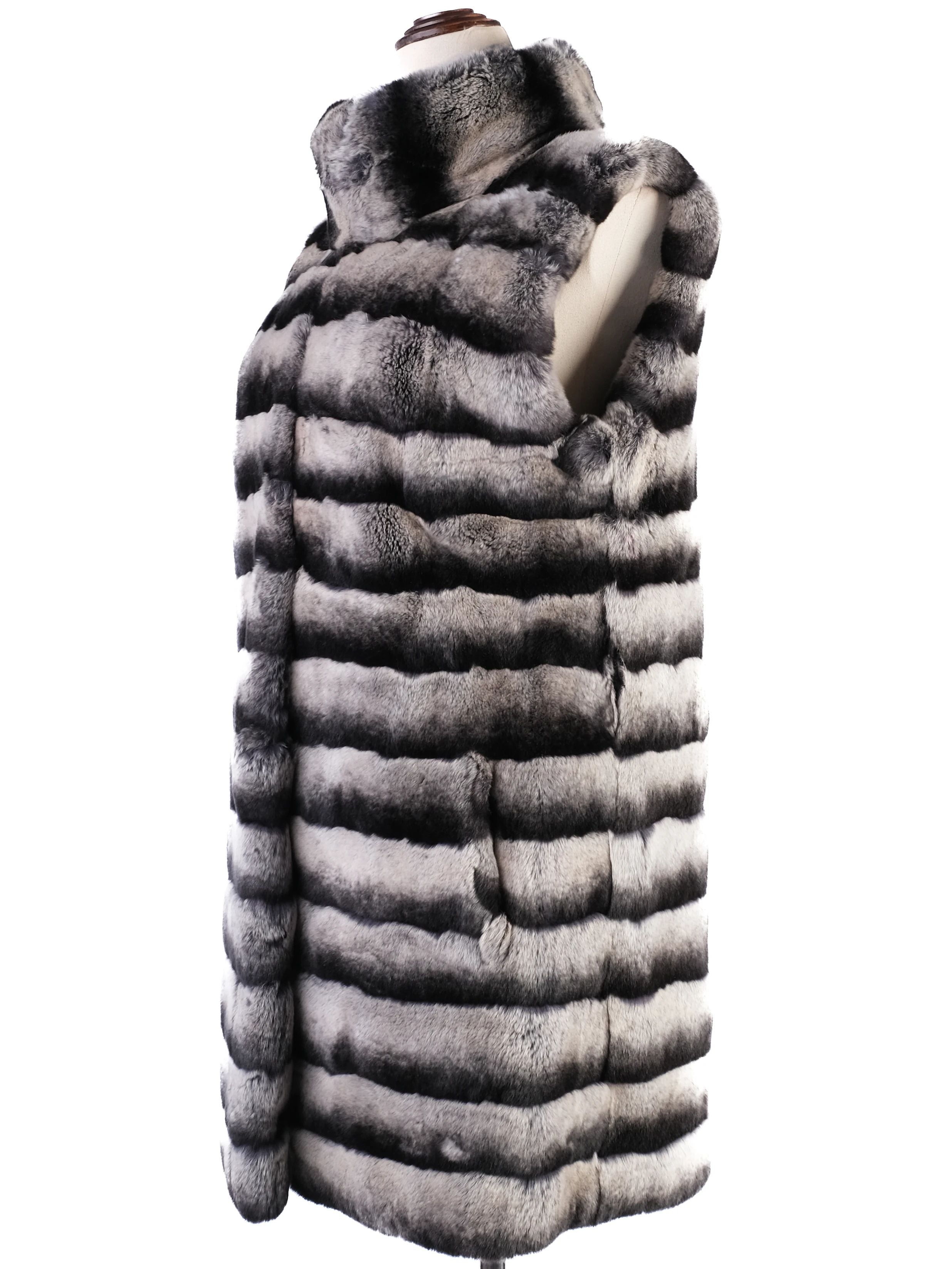 Excellent Shaky Fur Vest Black Gray Striped Pattern Size XS