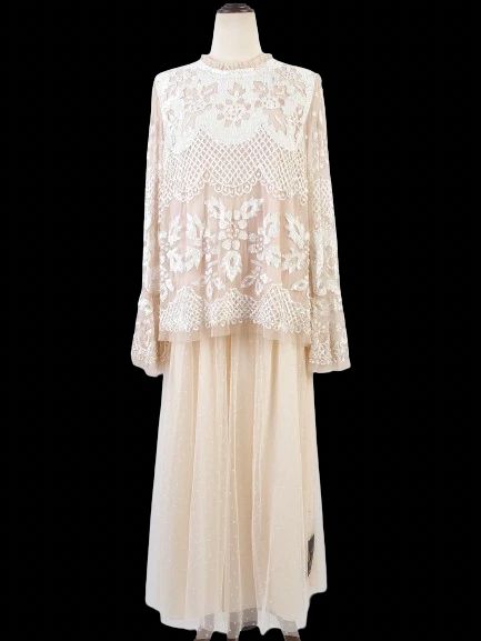 Excellent needle&thread White Floral Lace Dress Size M