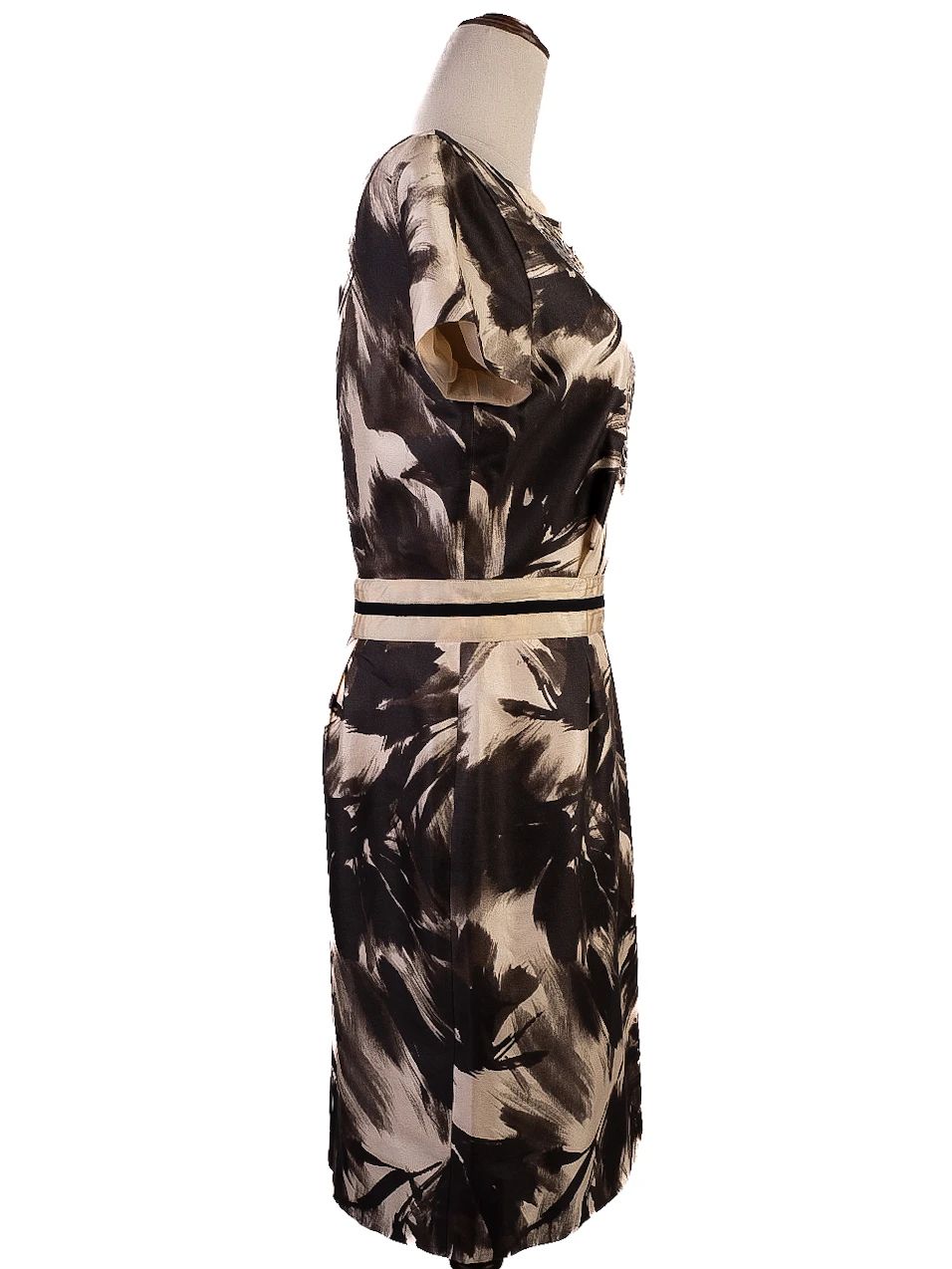 Excellent Blumarine White Silk Dress Size S with Floral Pattern
