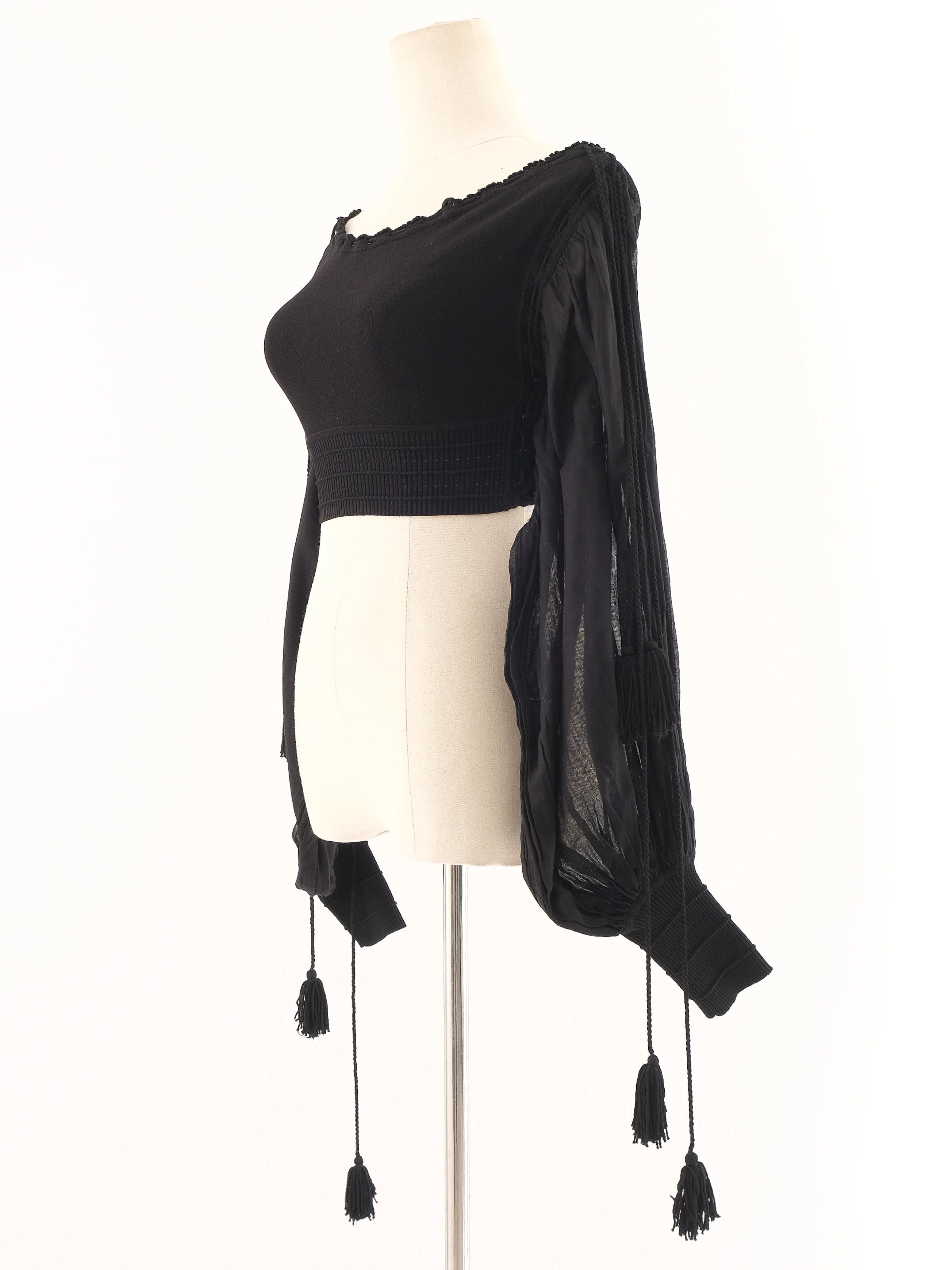 Excellent Gianfranco Ferr� Black Off-Shoulder Crop Top Size L