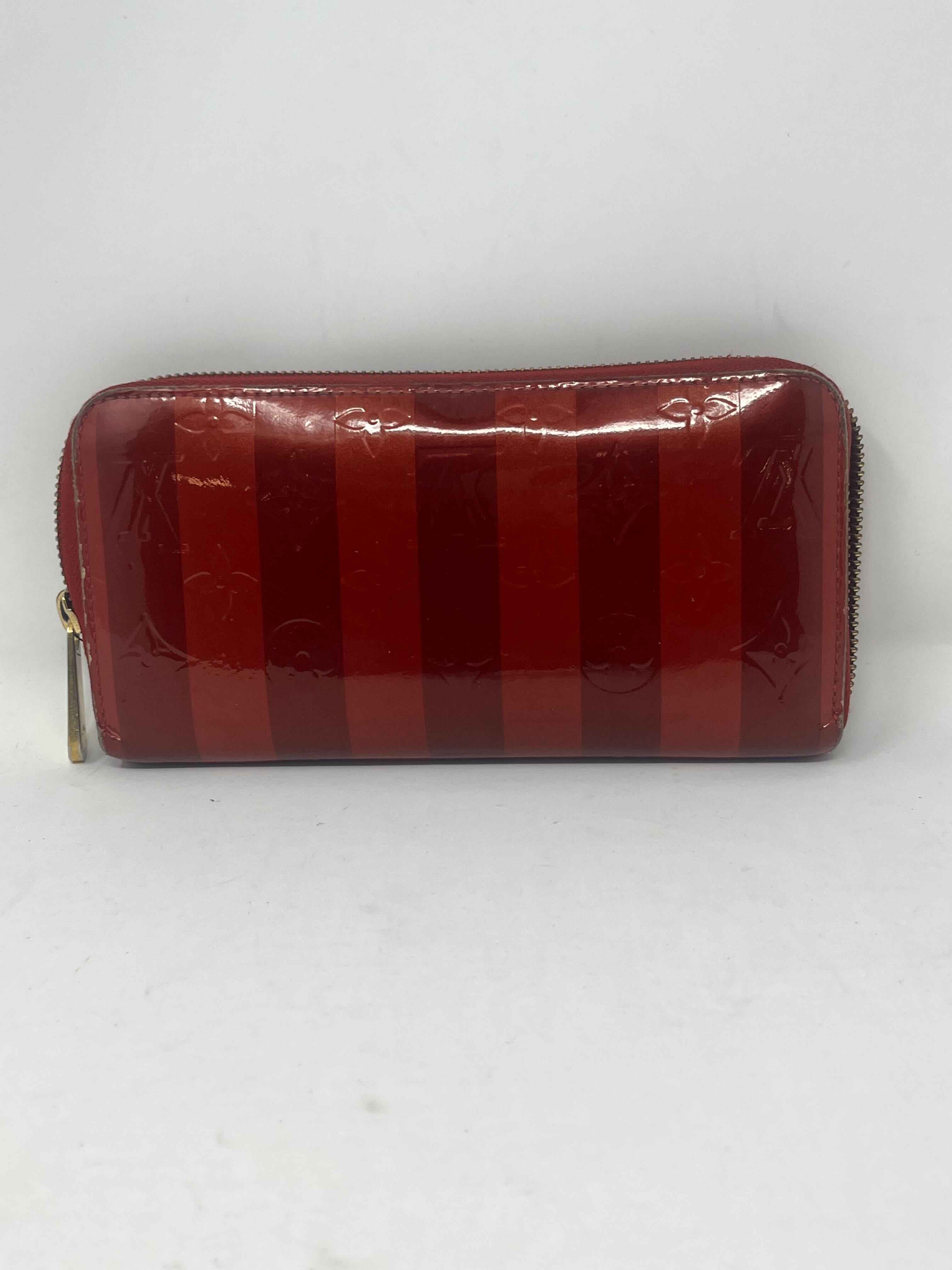 Louis Vuitton Zippy Wallet, Monogram Vernis Rayures