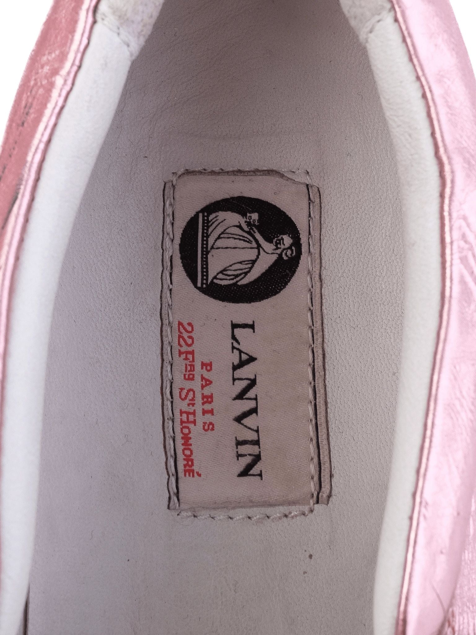 Good Lanvin Pink Slip-On Shoes Size 40 with Metallic Finish