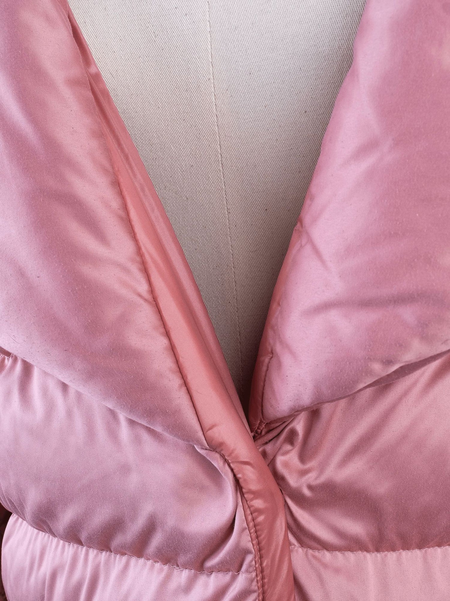 Average Herno Pink Quilted Puffer Coat Size M Women&