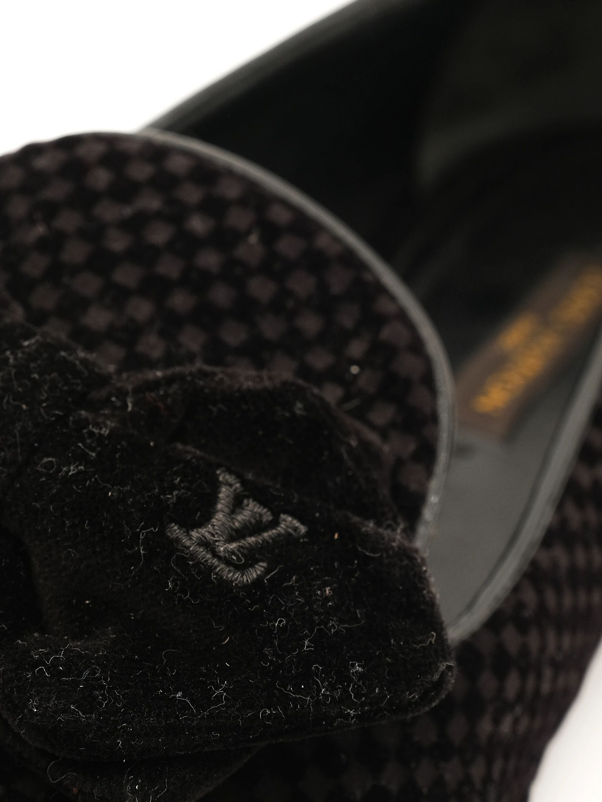 Excellent Louis Vuitton Black Textile Flat Shoes Size 38 with Bow