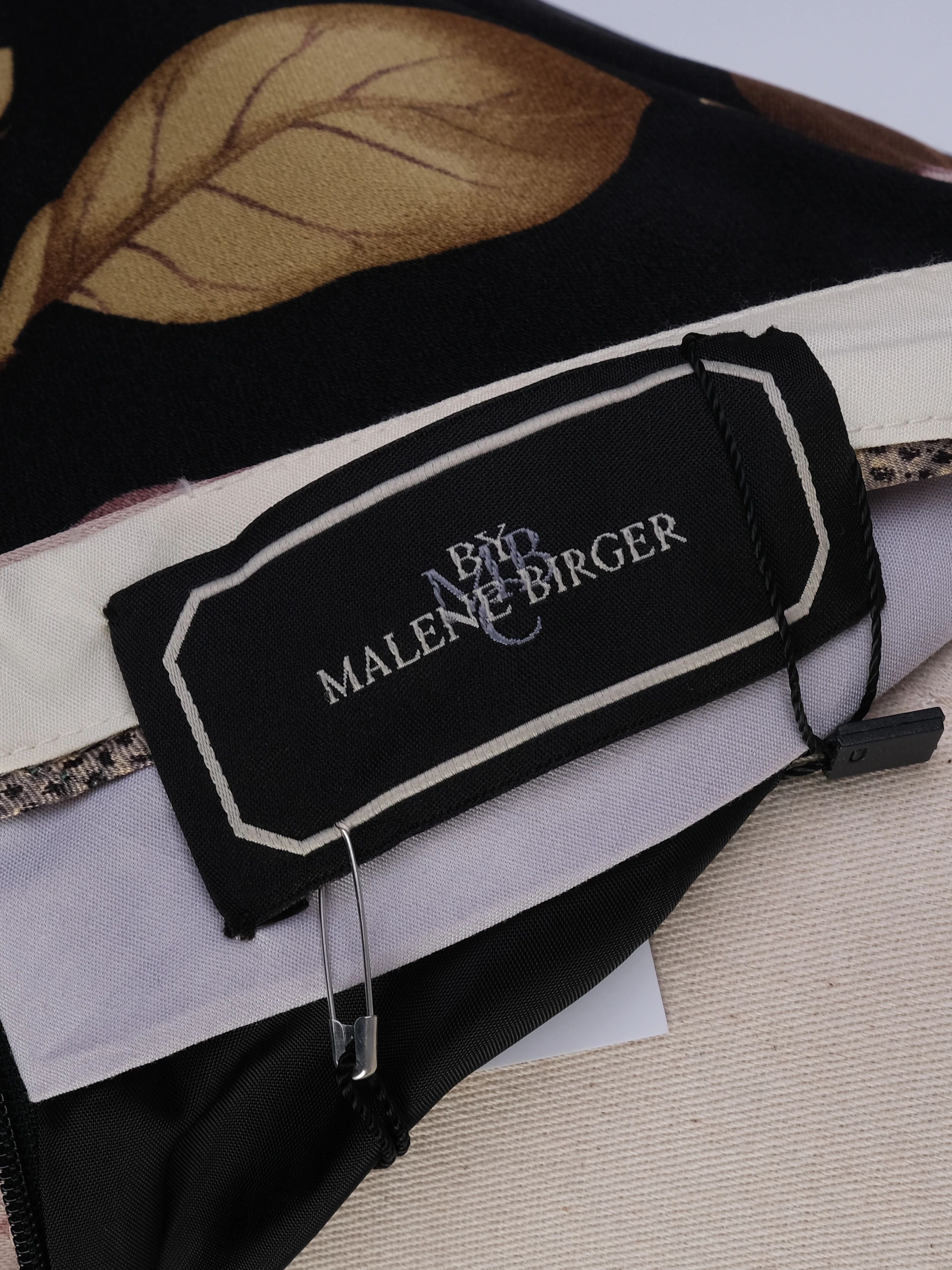 NEW By Malene Birger Floral Skirt Combined Size S Viscose