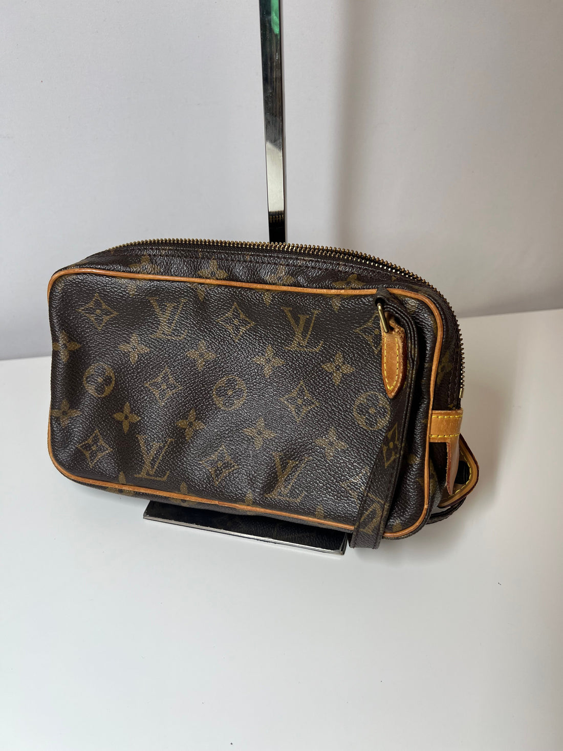 Louis Vuitton Pochette Marly Bandouliere, Monogram