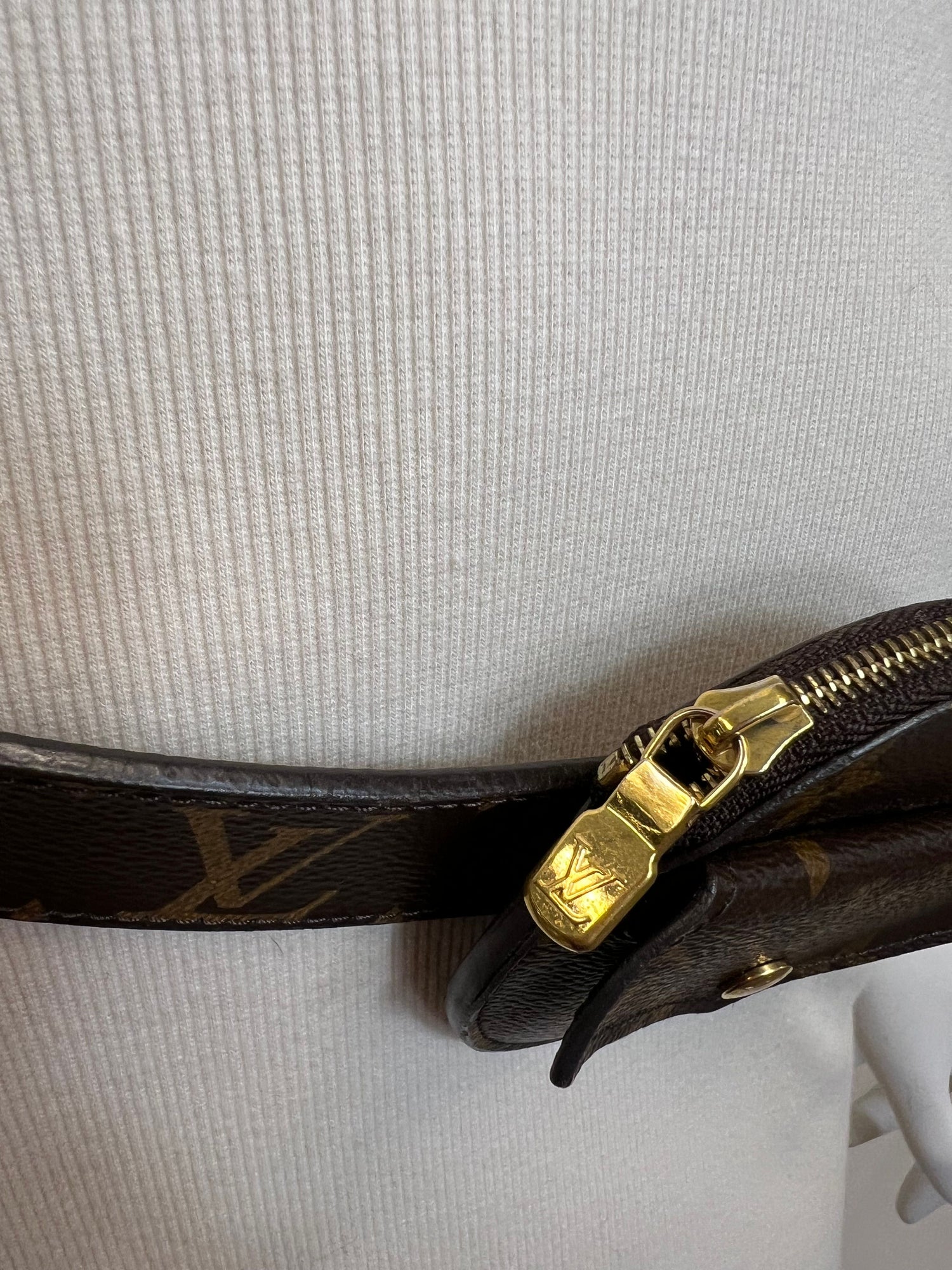 Louis Vuitton Daily Multi Pocket Belt Wide 90 ,Monogram MPO