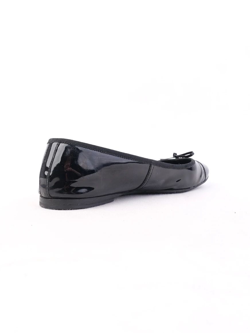 Excellent Prada Black Patent Leather Ballet Flats Size 39