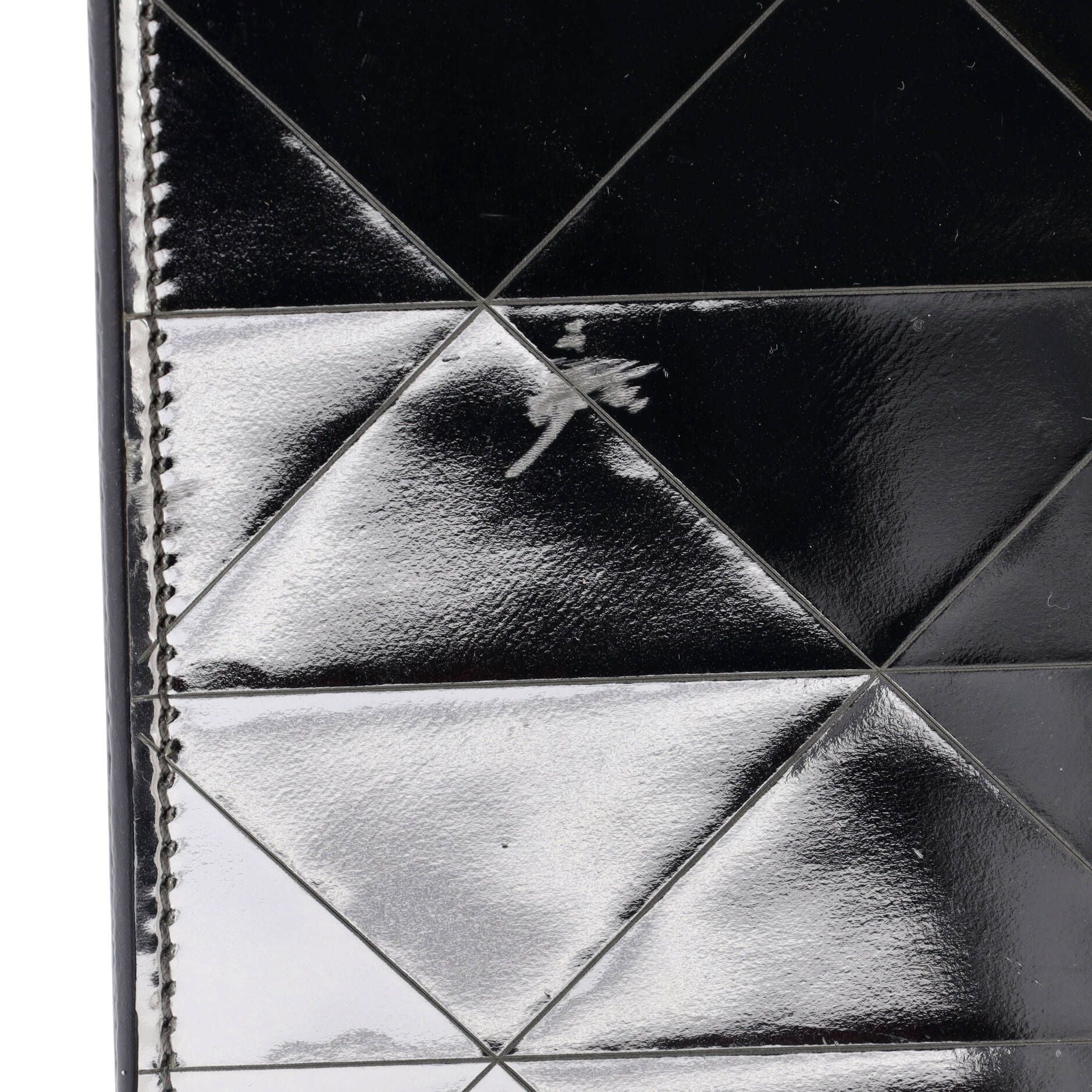 Triangle Tote Spazzolato Leather Mini