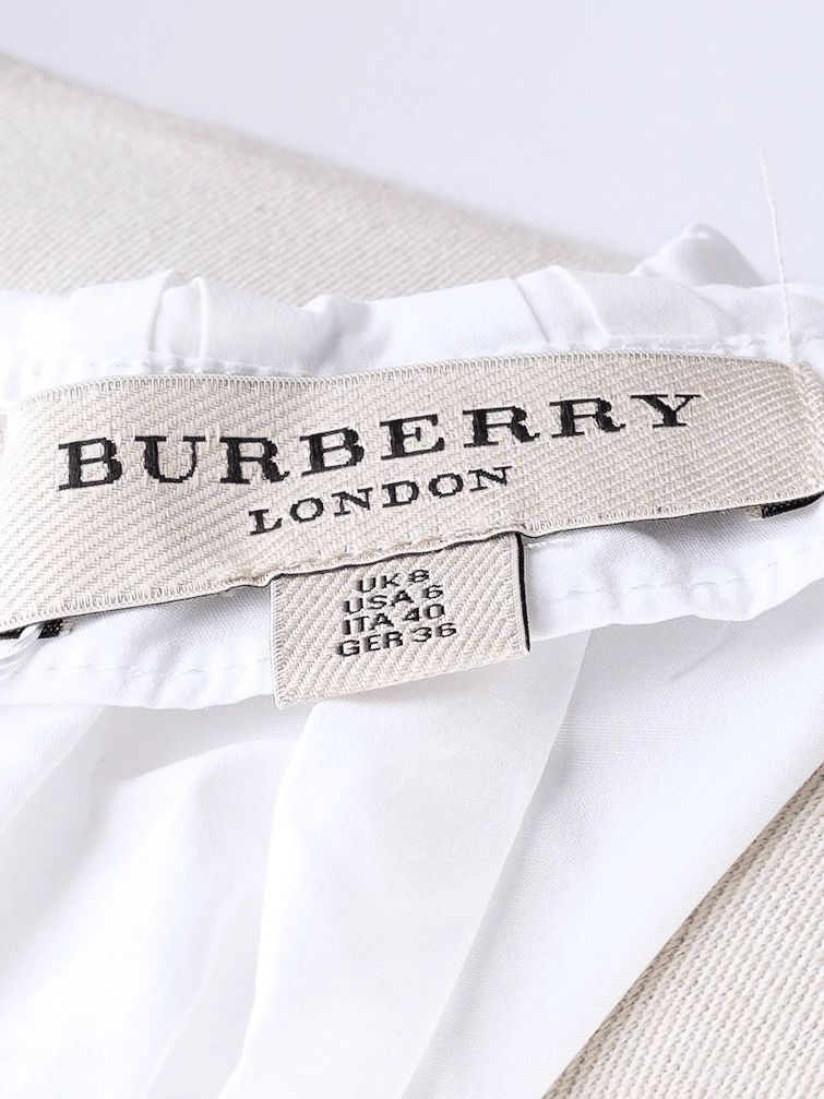 Excellent Burberry White Sleeveless Blouse M Cotton High Neck