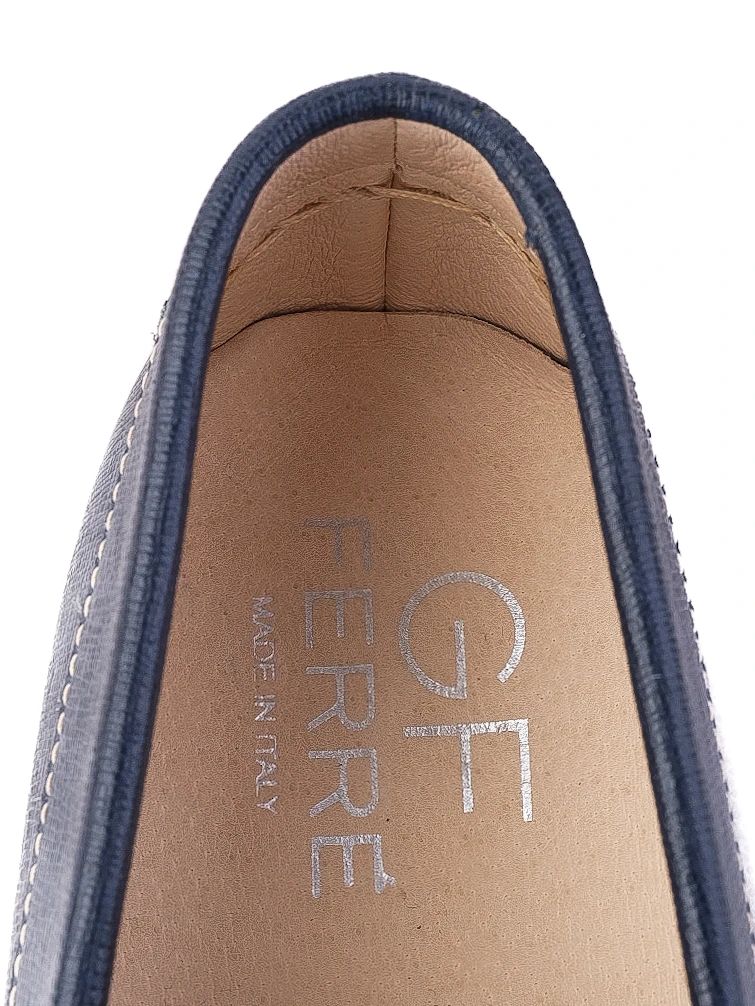 Excellent Gianfranco Ferr� Blue Leather Moccasin Loafers Size 34