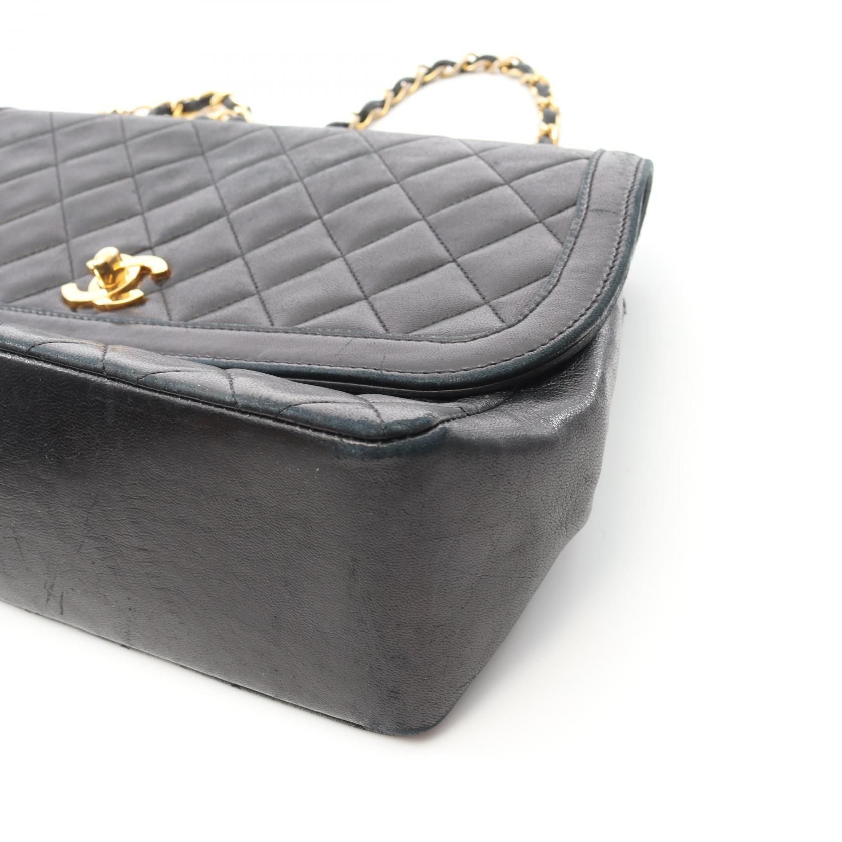 Chanel Black Matelasse Shoulder Bag Lambskin (sheep Leather) A 01113