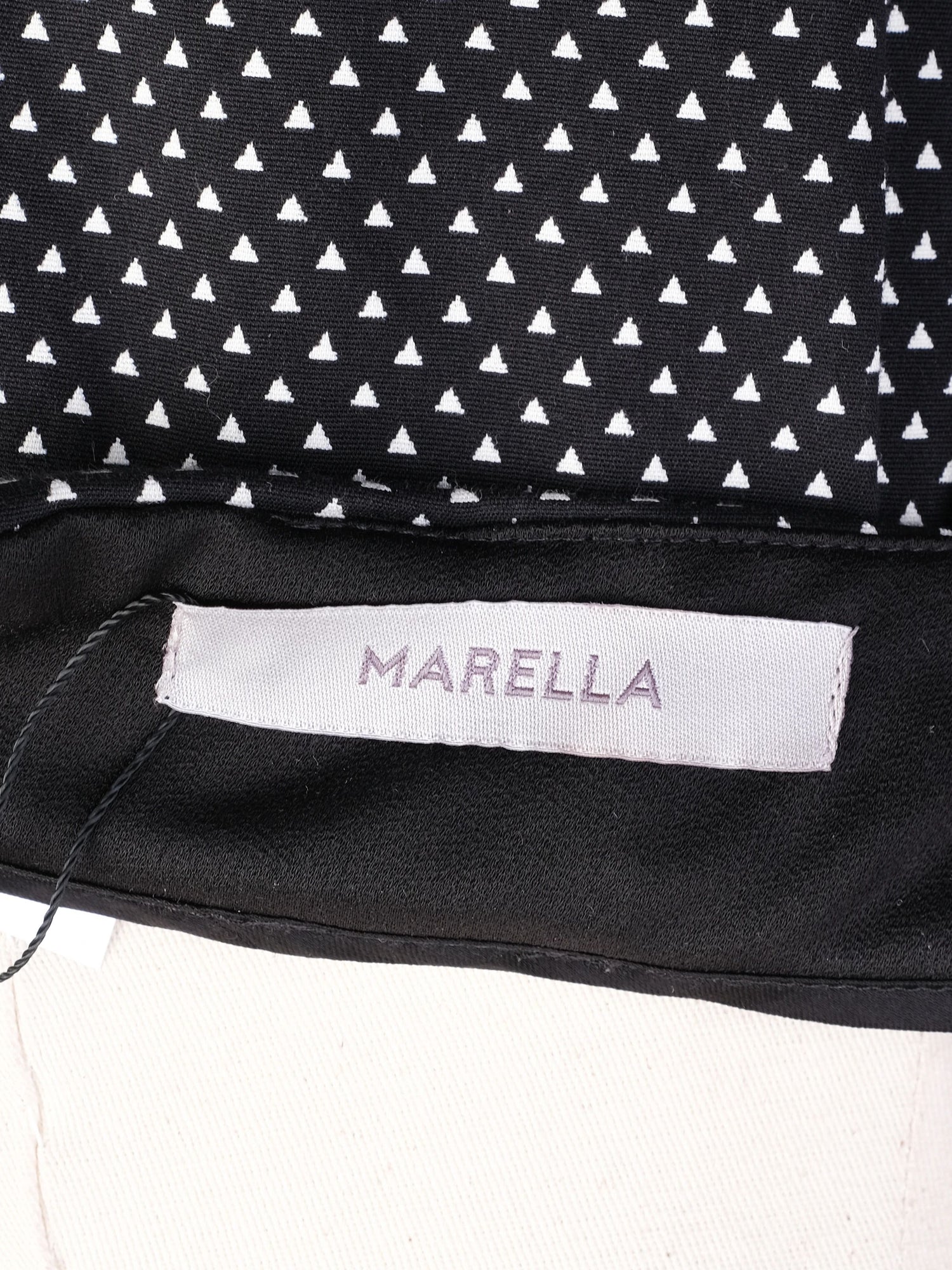 Excellent Marella Black Pleated Skirt M with White Pattern