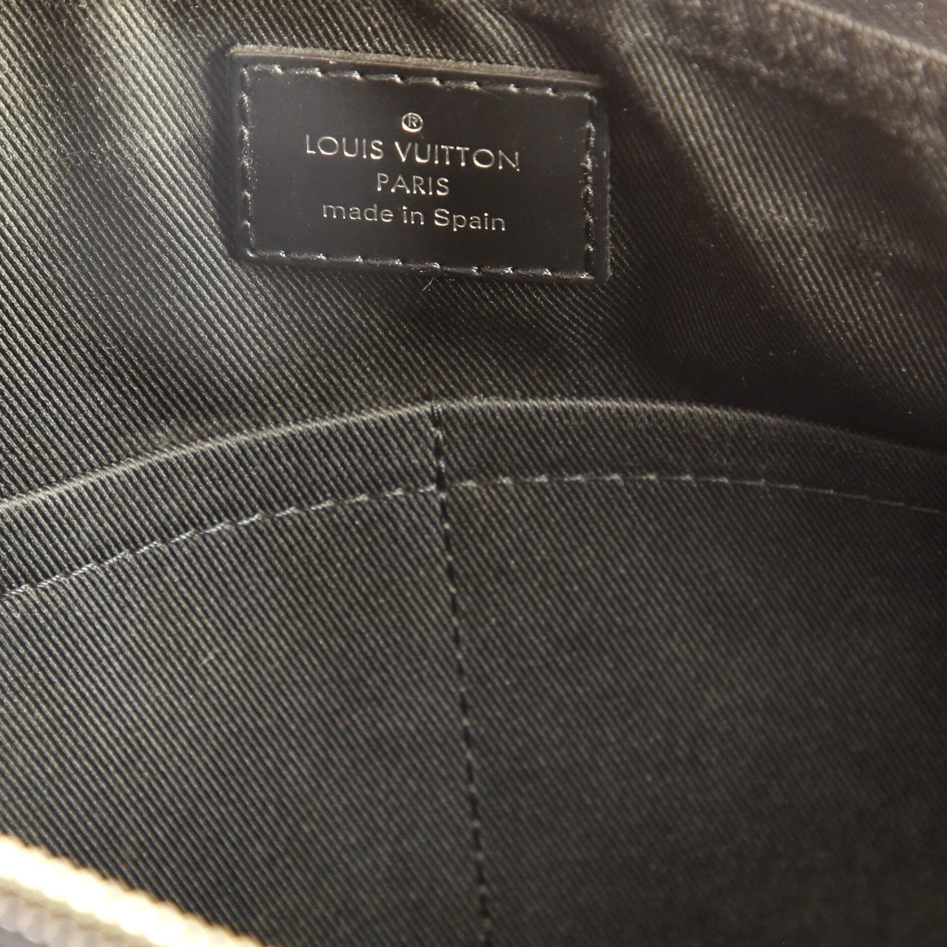 Louis Vuitton Mick Nm Messenger Bag Damier Graphite Pm