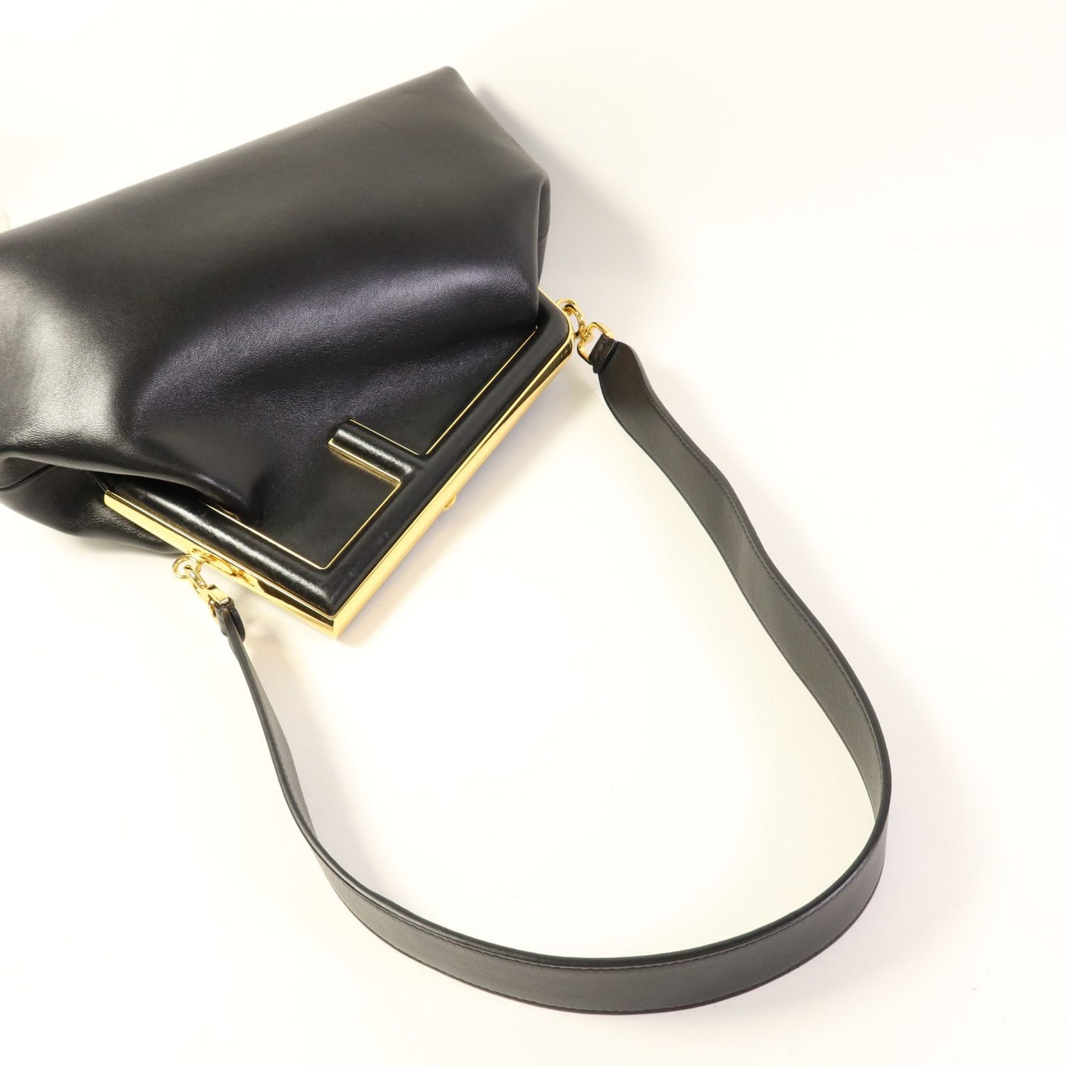 Fendi Cowhide Leather First Medium Golden Shoulder Bag Black Calfskin (cowhide) 8bp 127