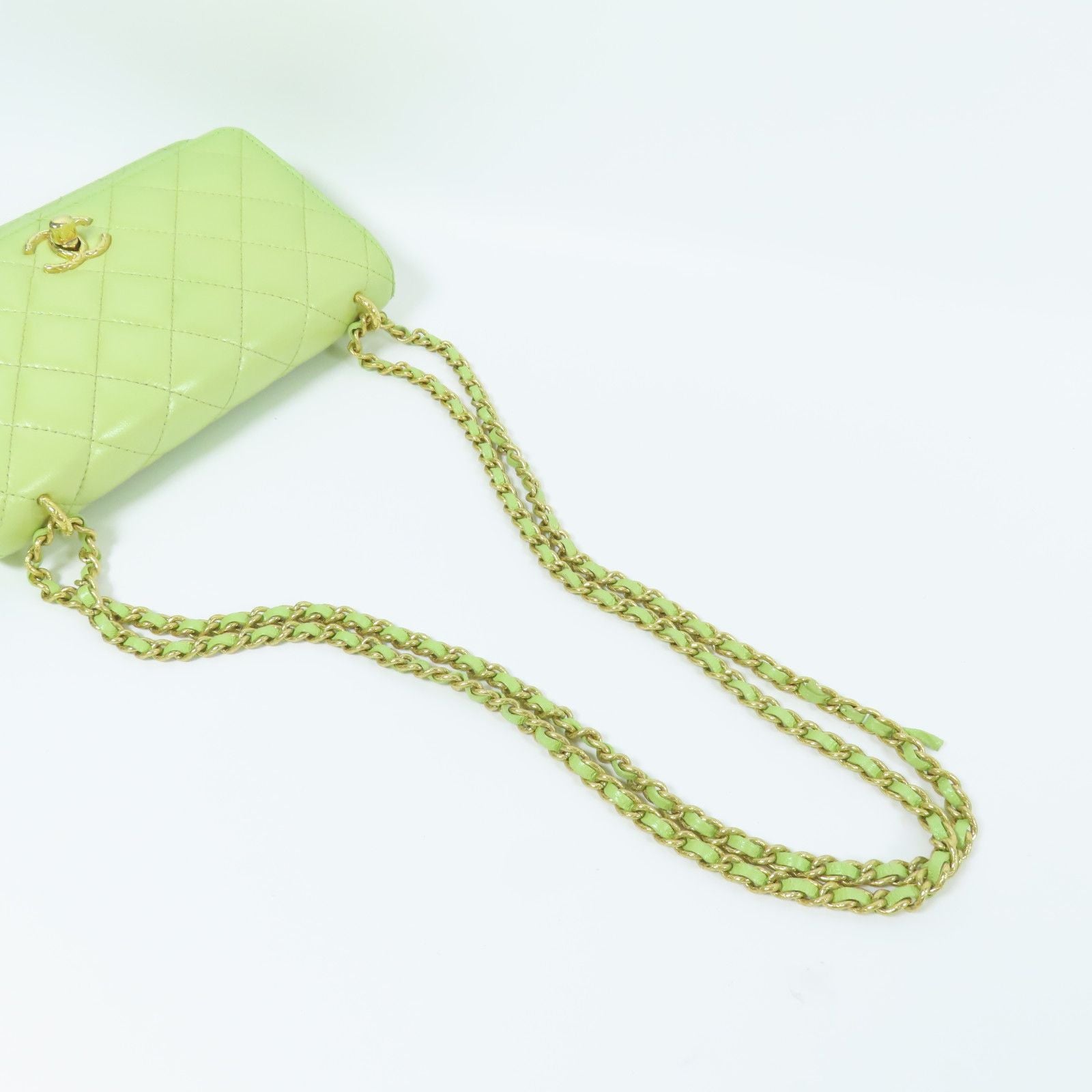 Chanel Green Cowhide Leather Woc Wallet On Chain Golden Cross Shoulder Back Bag Calfskin (cowhide) Ap 31