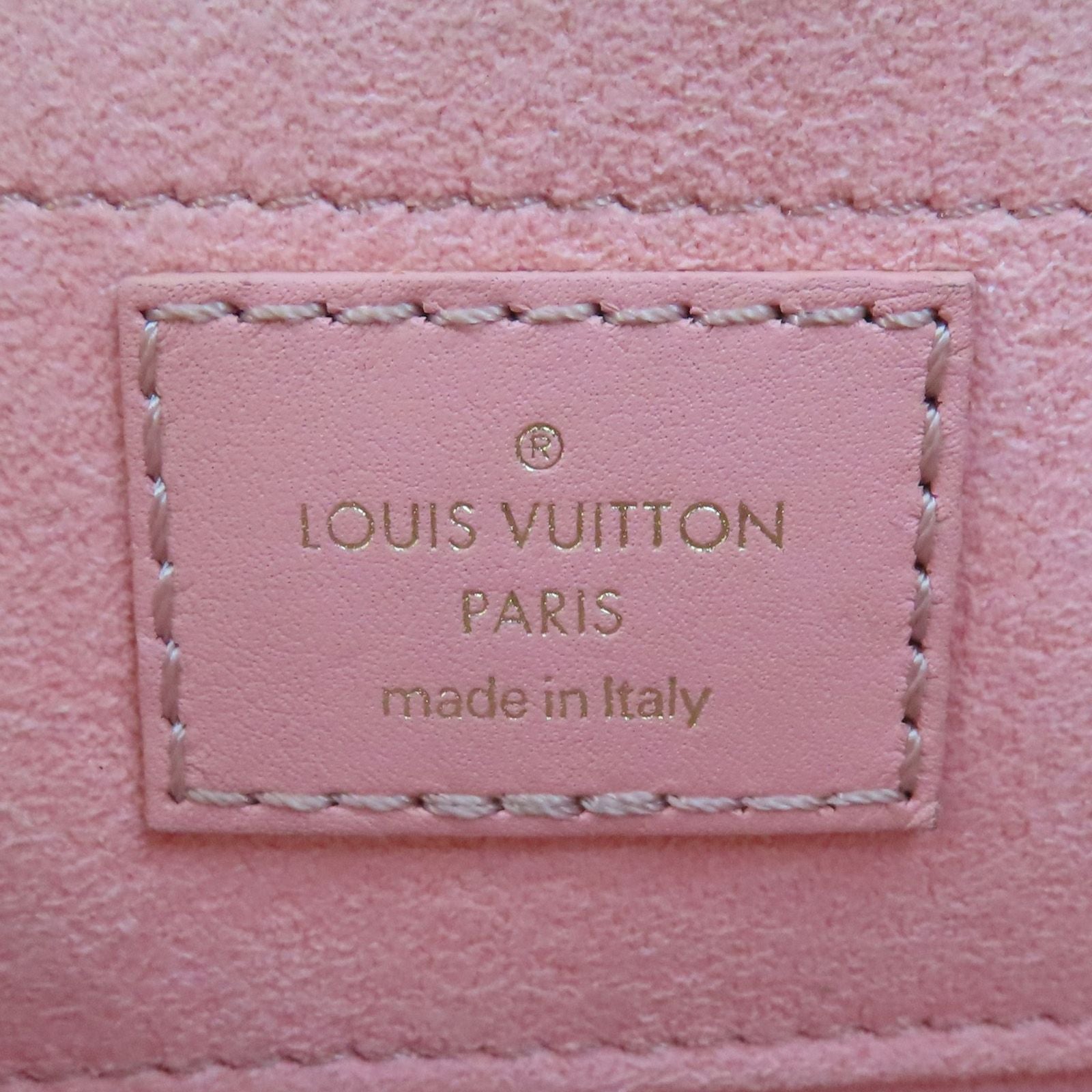 Louis Vuitton New Wave Love Lock Heart Shoulder Bag Calfskin Pink M 53205