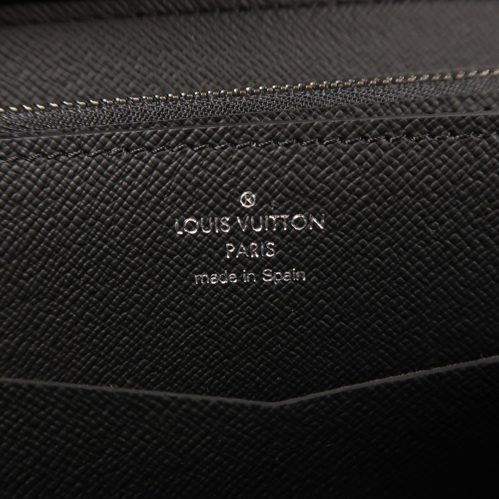 Louis Vuitton Monogram Eclipse Zippy Xl Wallet Changzhenbao Black Around Long Wallet M 61698