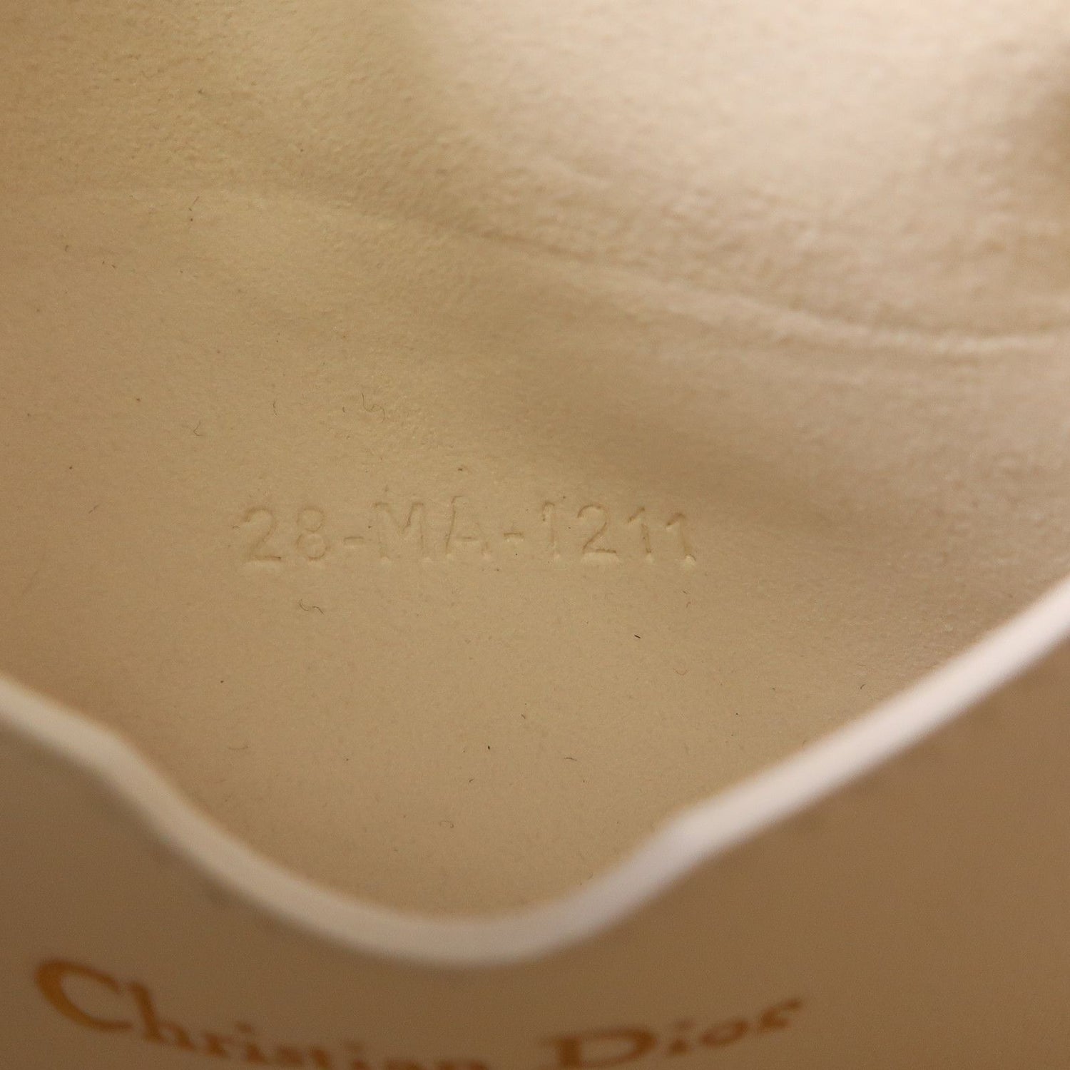 Dior Sheepskin Leather 2-way Shoulder Bag 2way Shoulder Bag White Lambskin (sheep Leather)