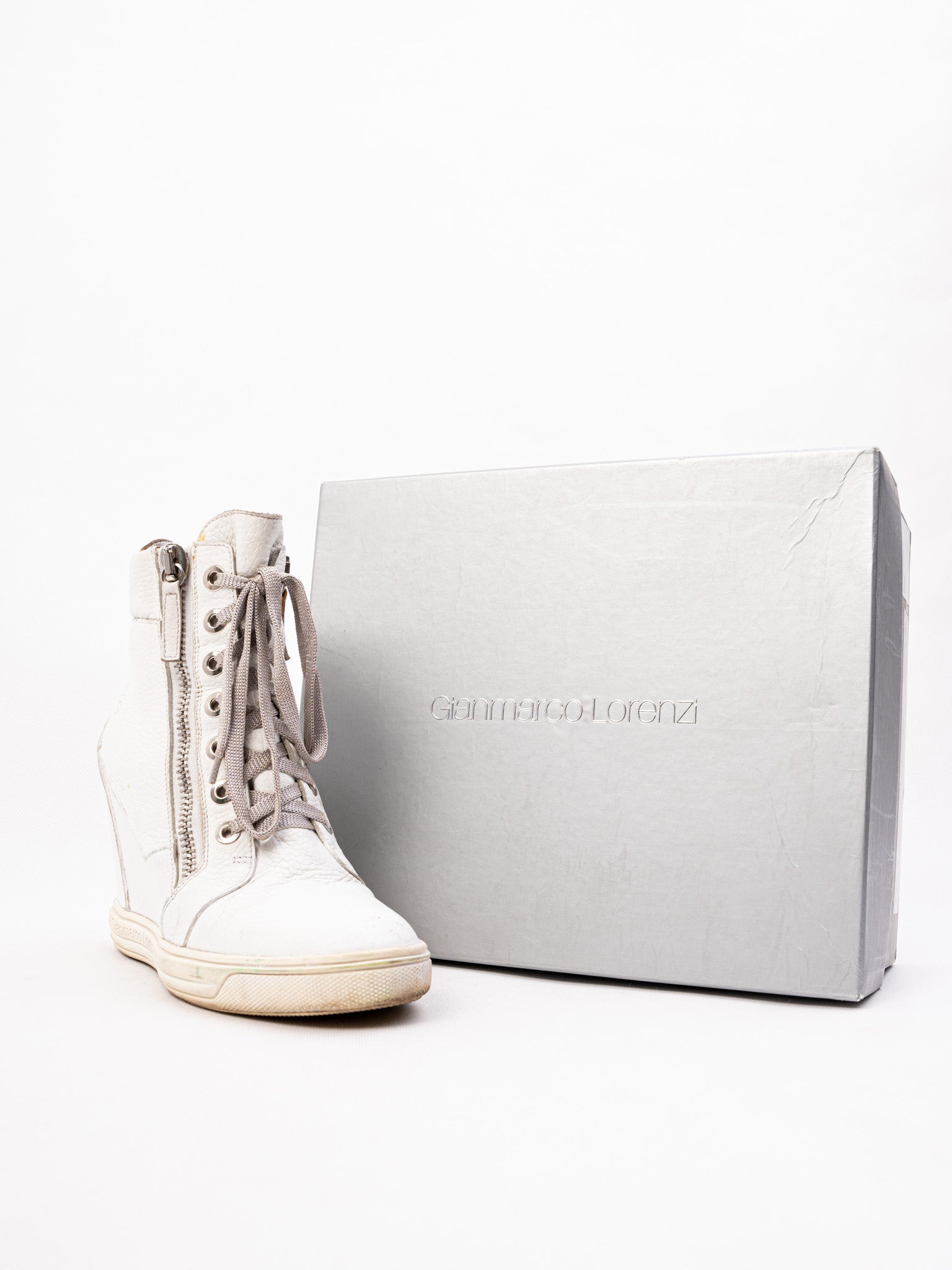 Average Condition Gianmarco Lorenzi White Leather High-Top Sneakers 36