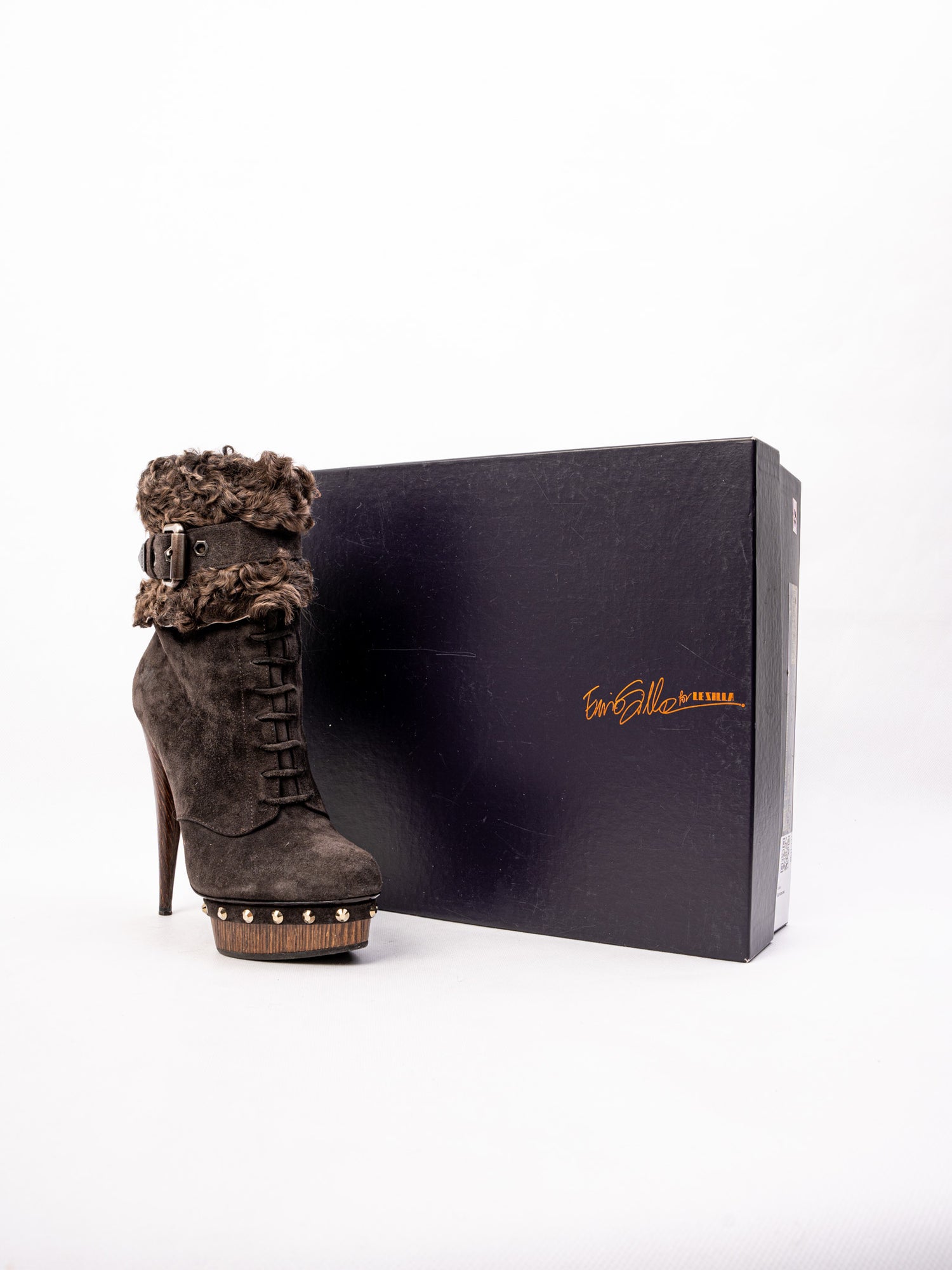 Excellent Lesilla Gray Nubuck Women&