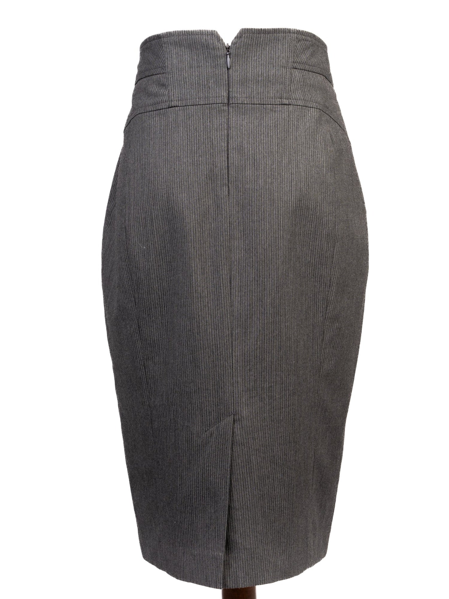 Excellent Reiss Gray Pencil Skirt M Polyester with Pinstripe