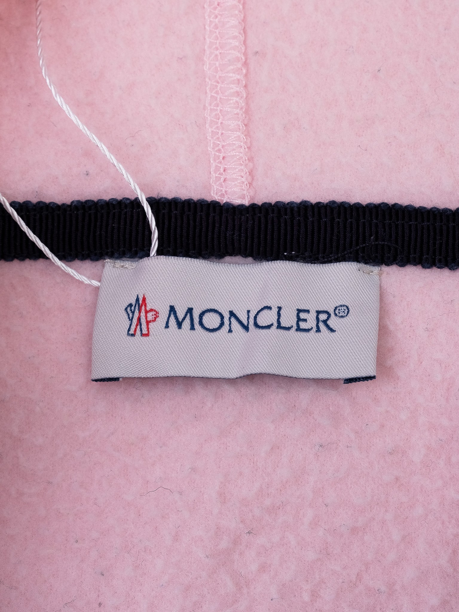 Excellent Moncler Pink Snowsuit for Kids Size 9 Months