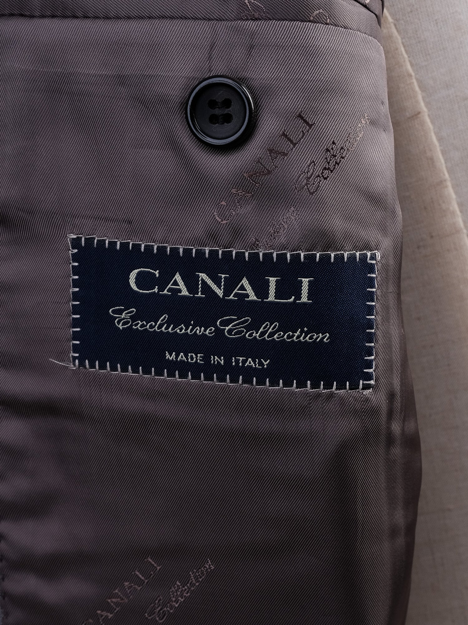 Excellent Canali Gray Pinstripe Suit Size L Cupro Fabric