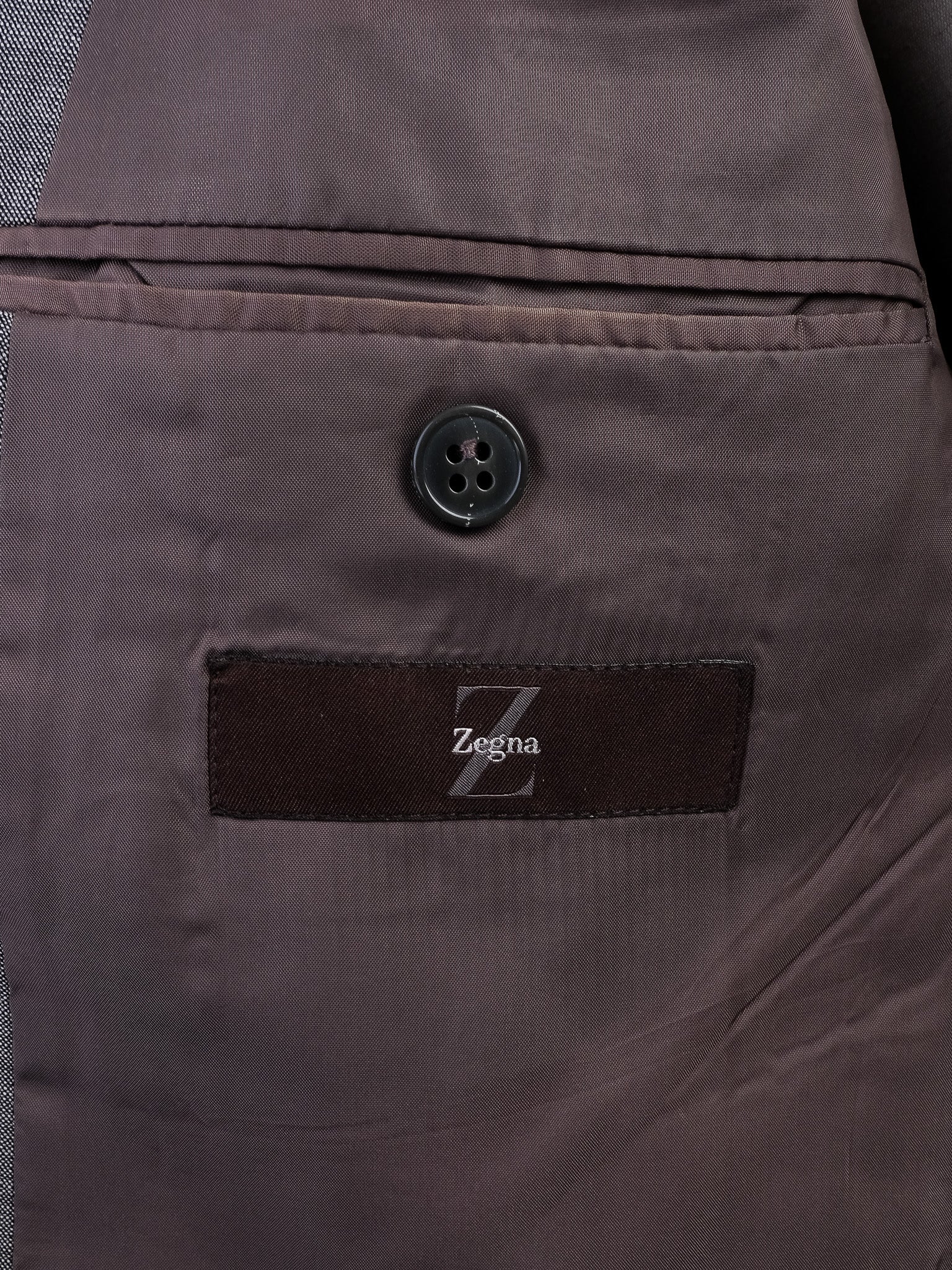 Excellent Ermenegildo Zegna Gray Wool Suit XL