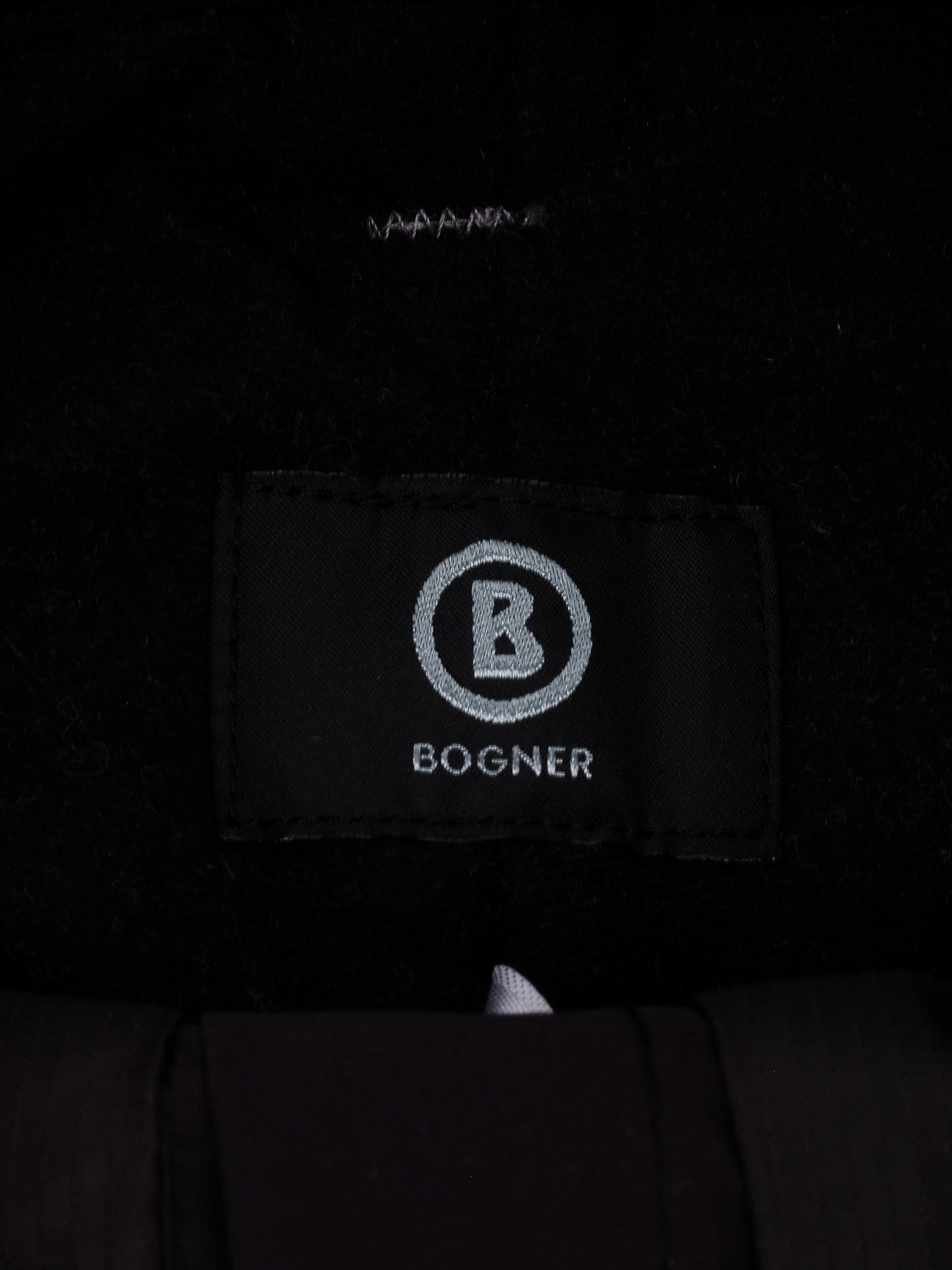Excellent Bogner Kids Black Nylon Pants Size 5 with Embroidery
