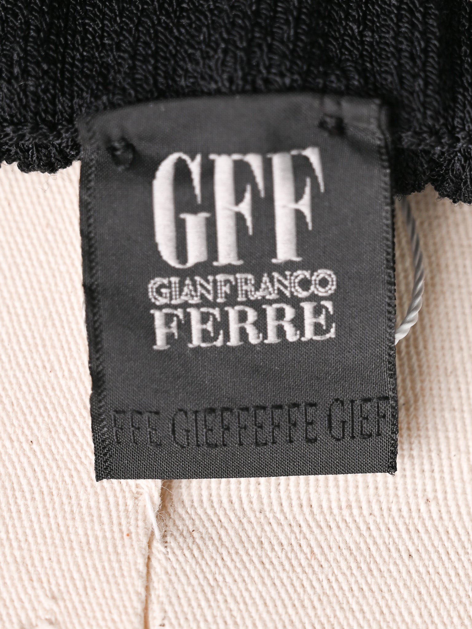 Excellent GF Ferre Black Ribbed Maxi Skirt Women Size N/A