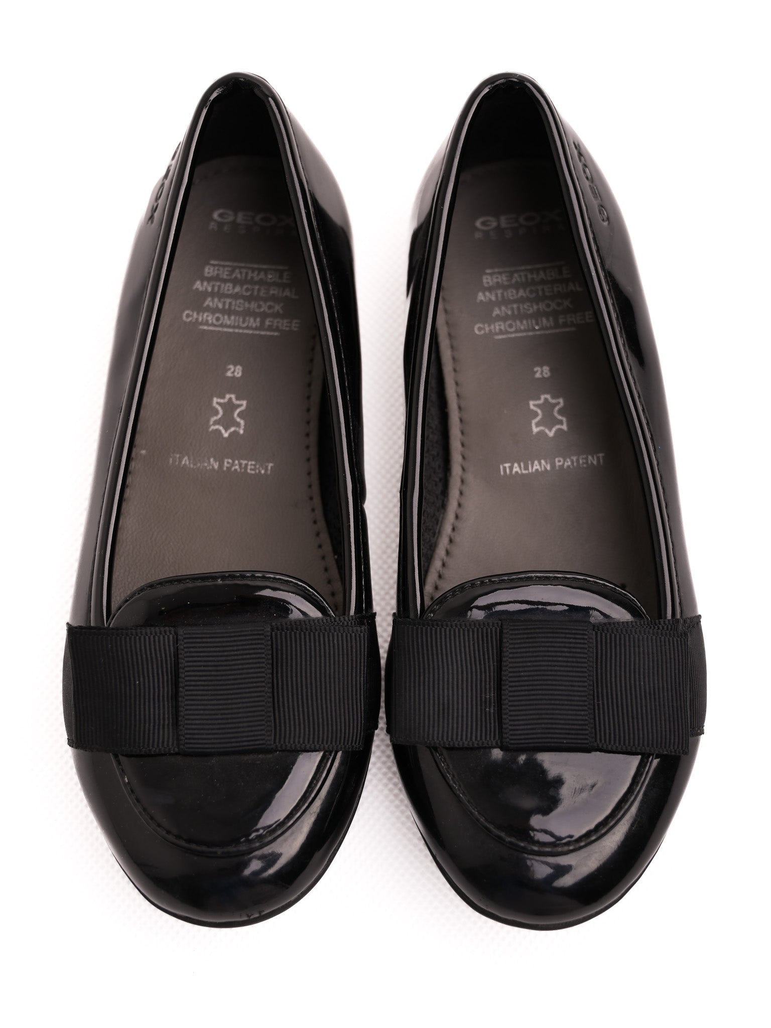 Perfect GEOX Black Patent Leather Flats for Kids Size 28