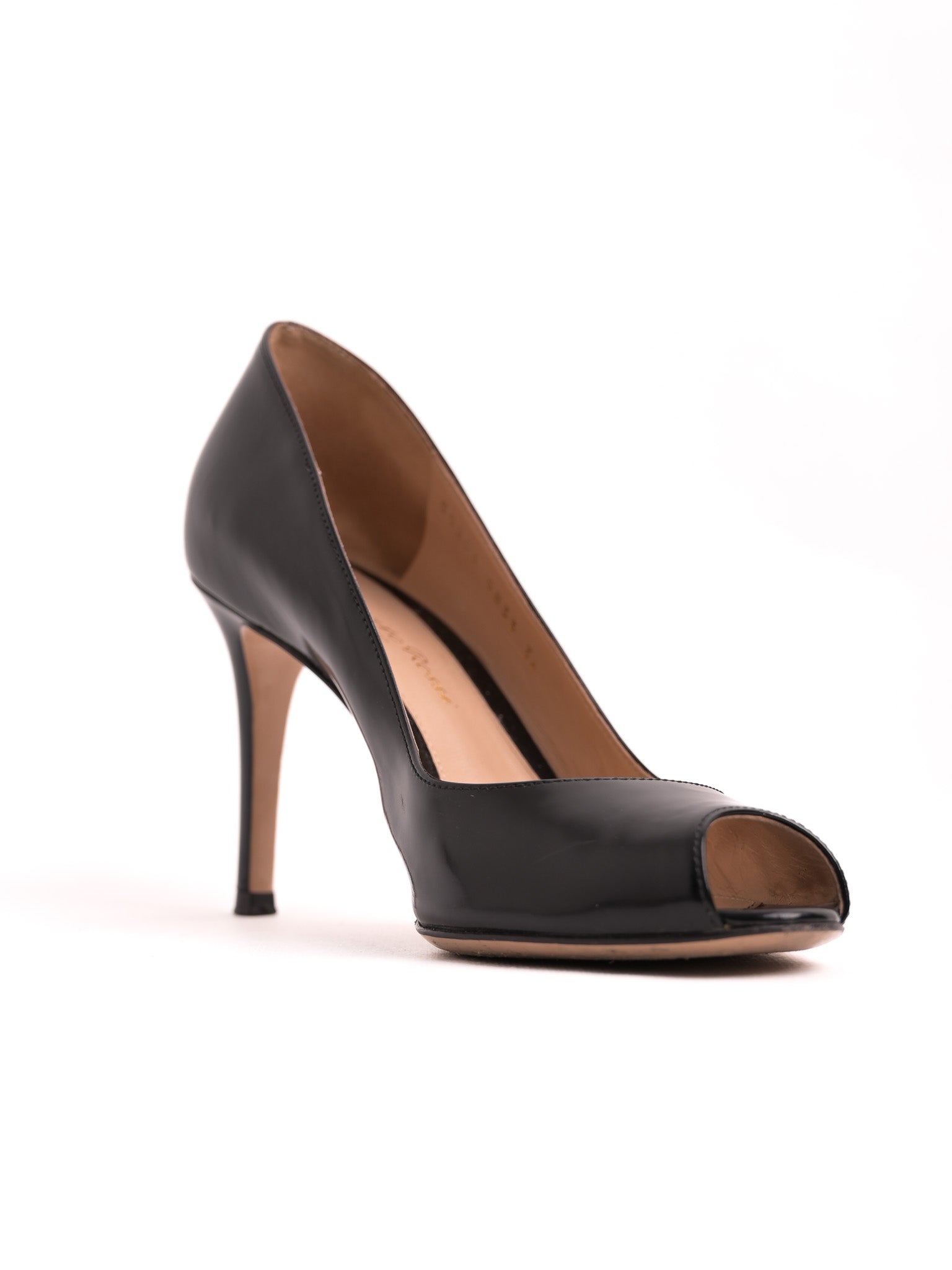 Good Gianvito Rossi Black High-Heeled Pumps Size 35 Lacquer Peep Toe