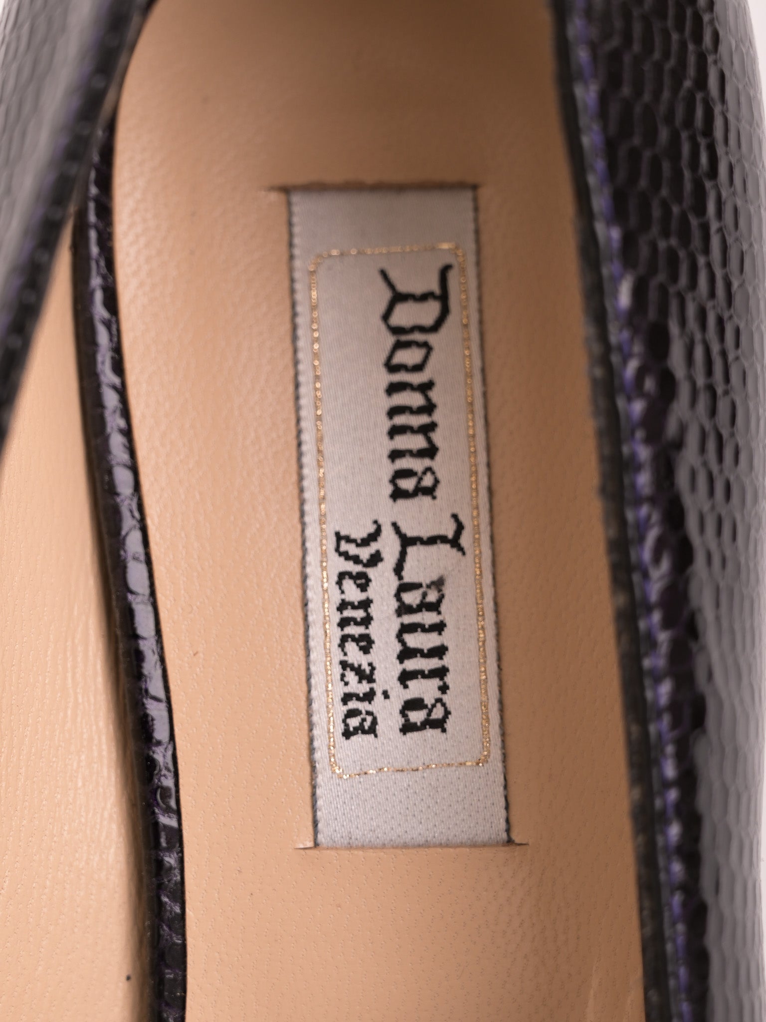 NEW Donna Laura Purple Leather Women&