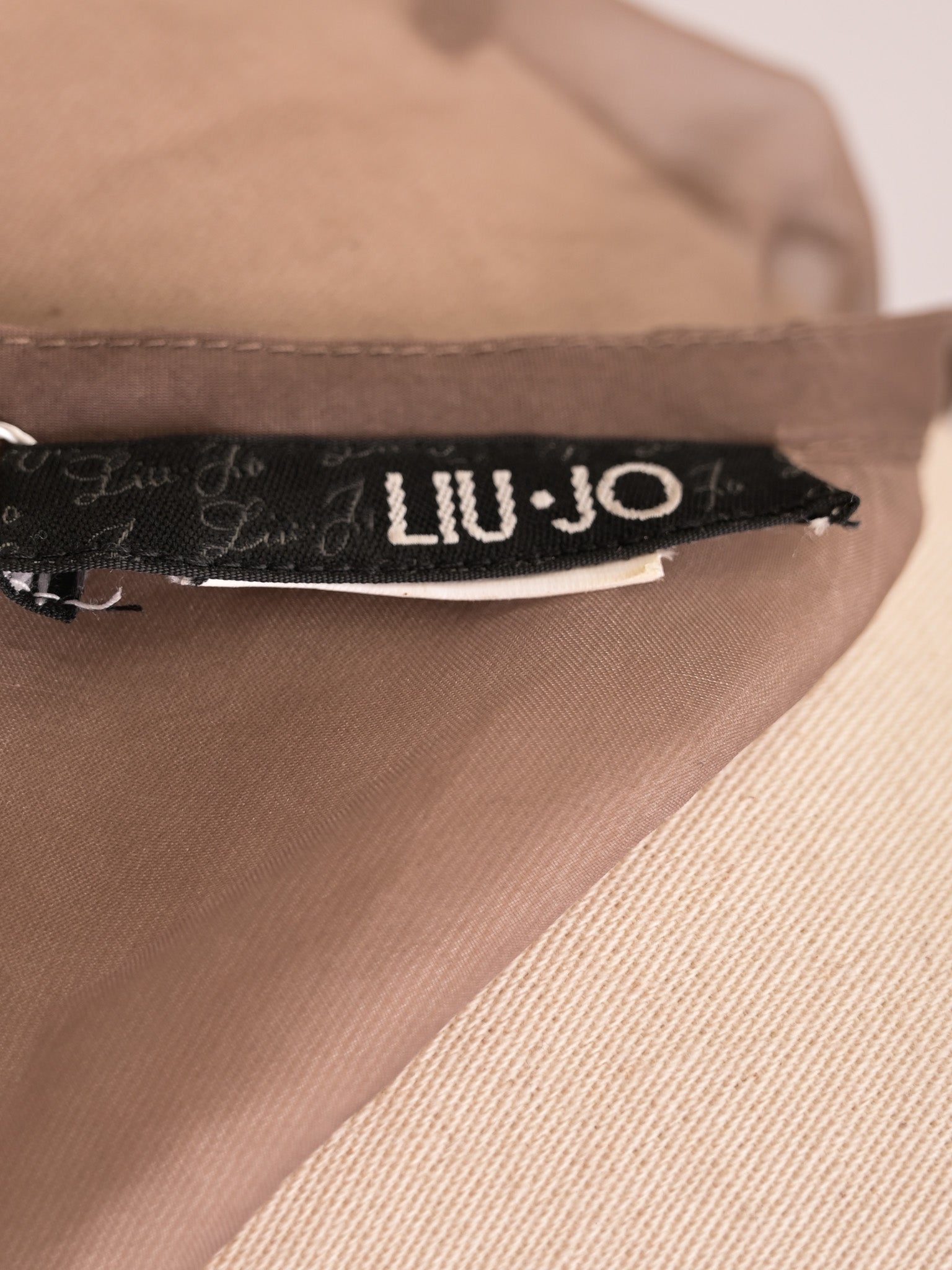 Excellent Liu Jo Orange Silk Blouse Size M with Floral Lace Appliqué