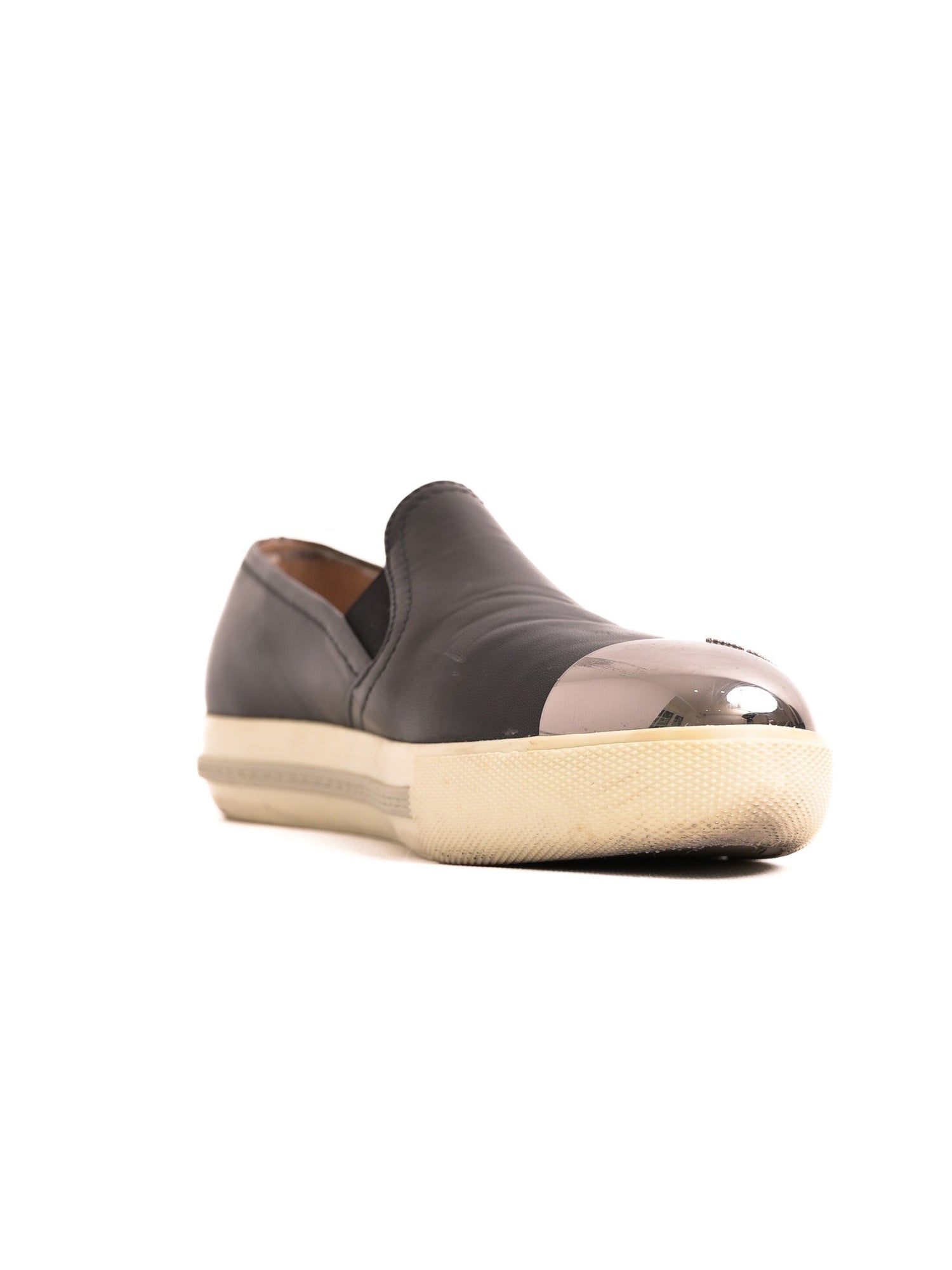 Excellent Miu Miu Black Leather Slip-On Shoes Size 40 with Metallic Toe Cap