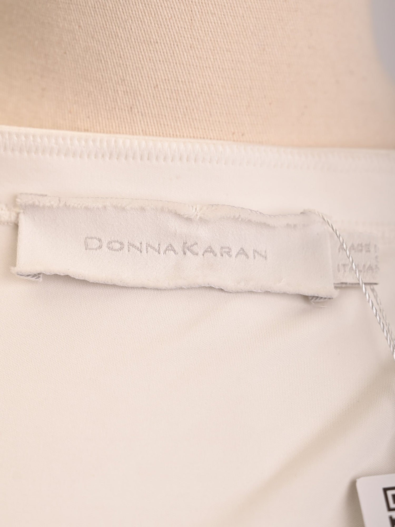 Excellent Donna Karan White Asymmetrical Long Sleeve Dress XS