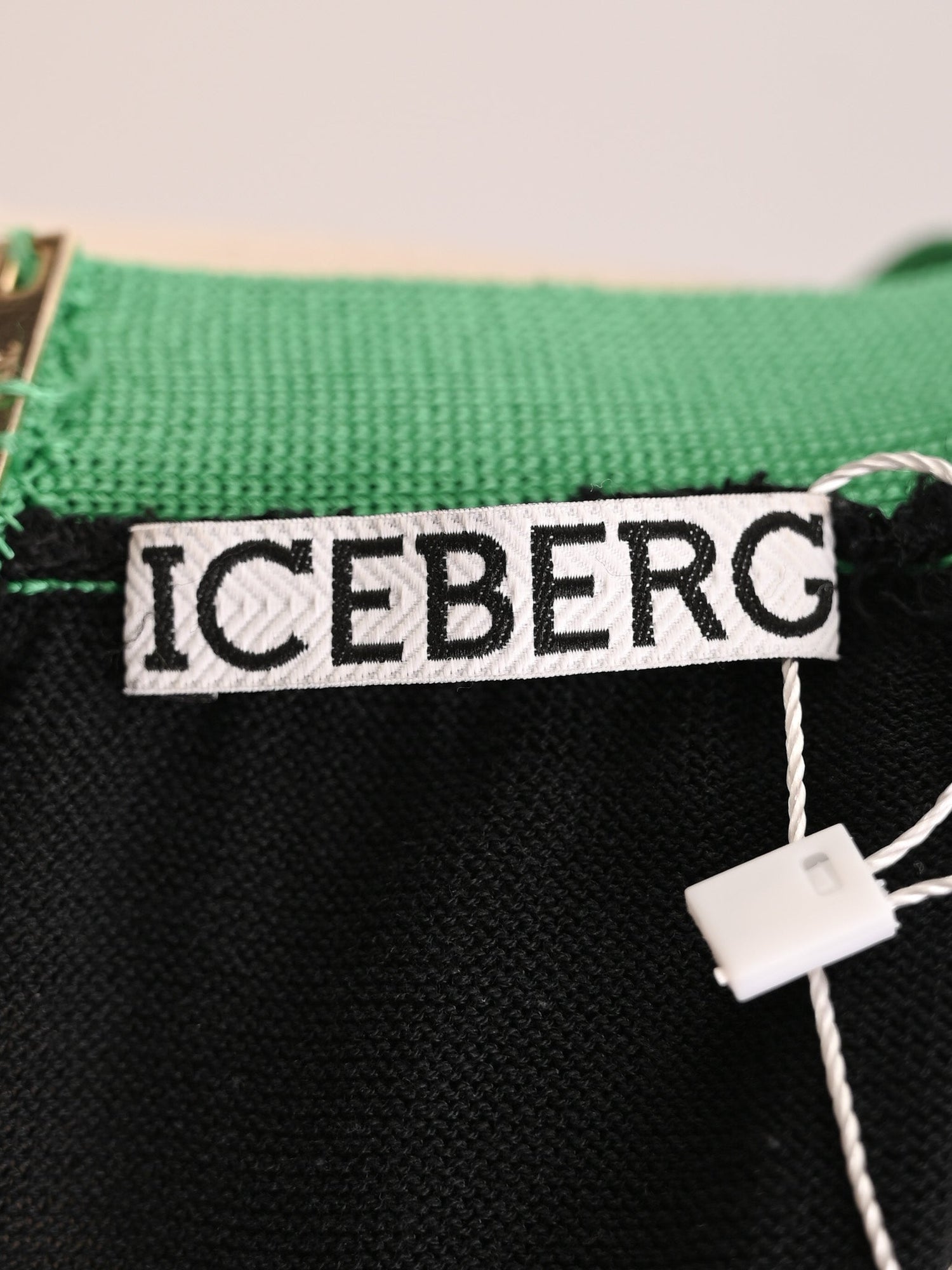 EXCELLENT Iceberg Black Sleeveless Dress Size S with Green Accents