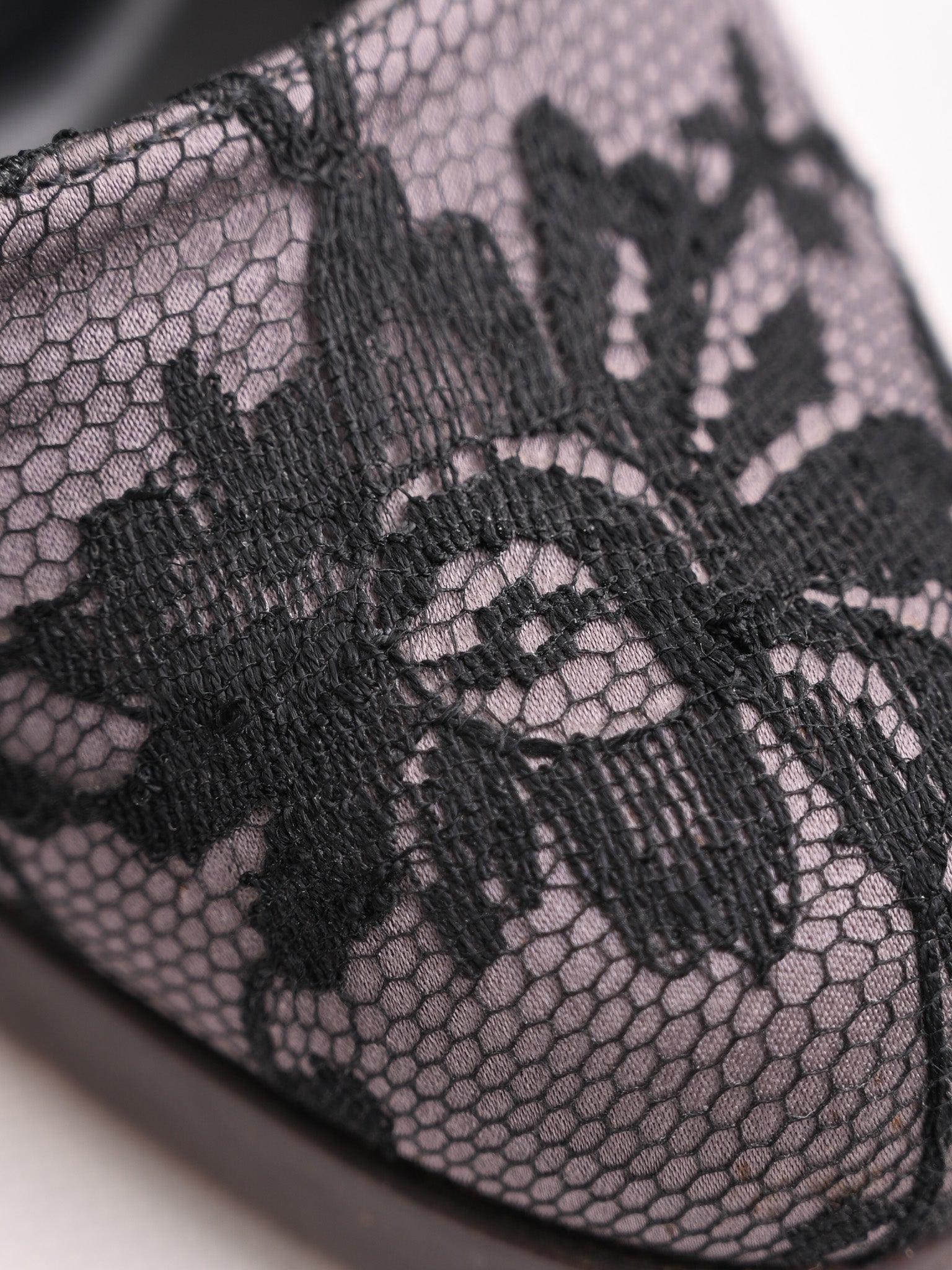 Excellent Gucci Black Lace Floral High-Heeled Platform Shoes Size 36