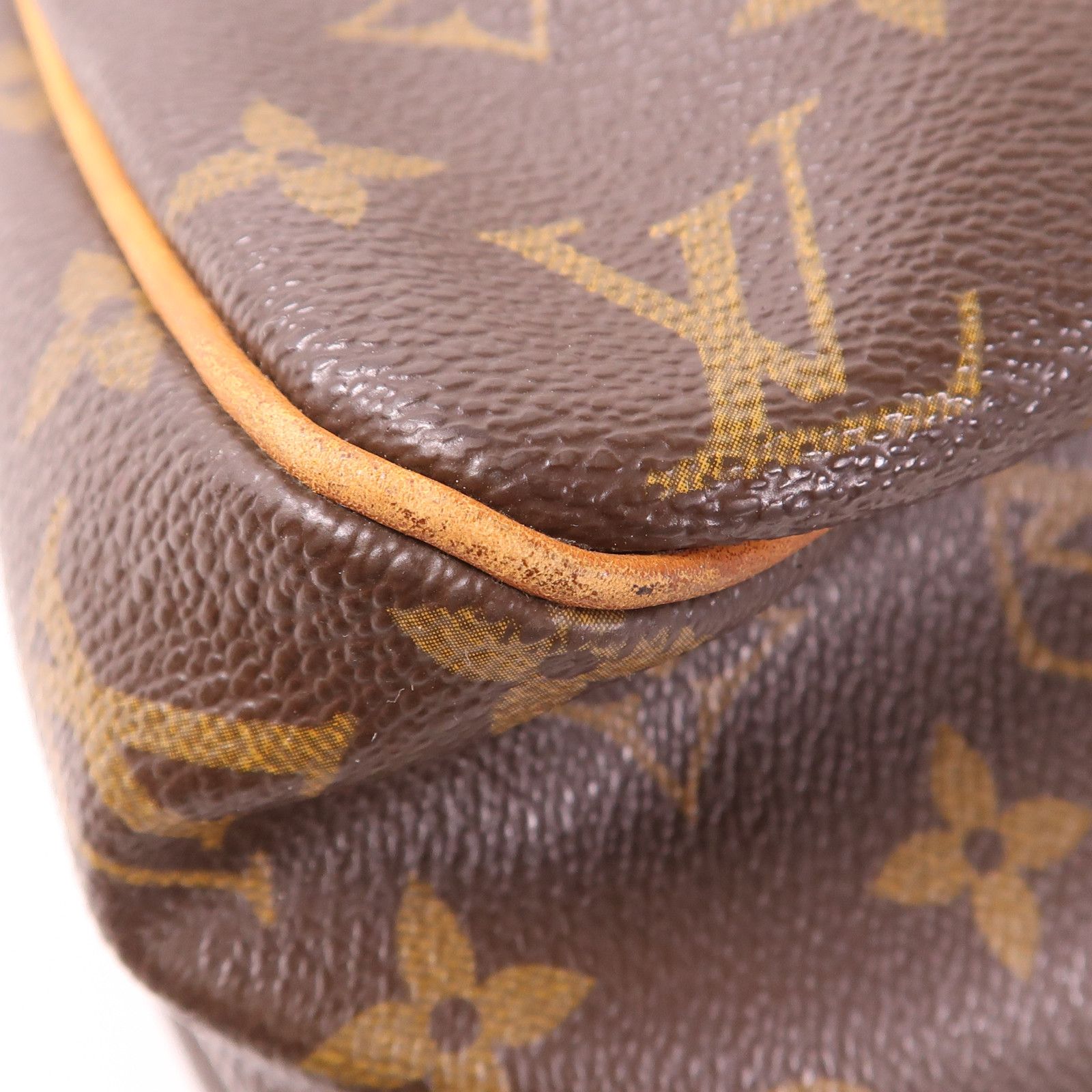 Louis Vuitton Batignolles Horizontal, Monogram